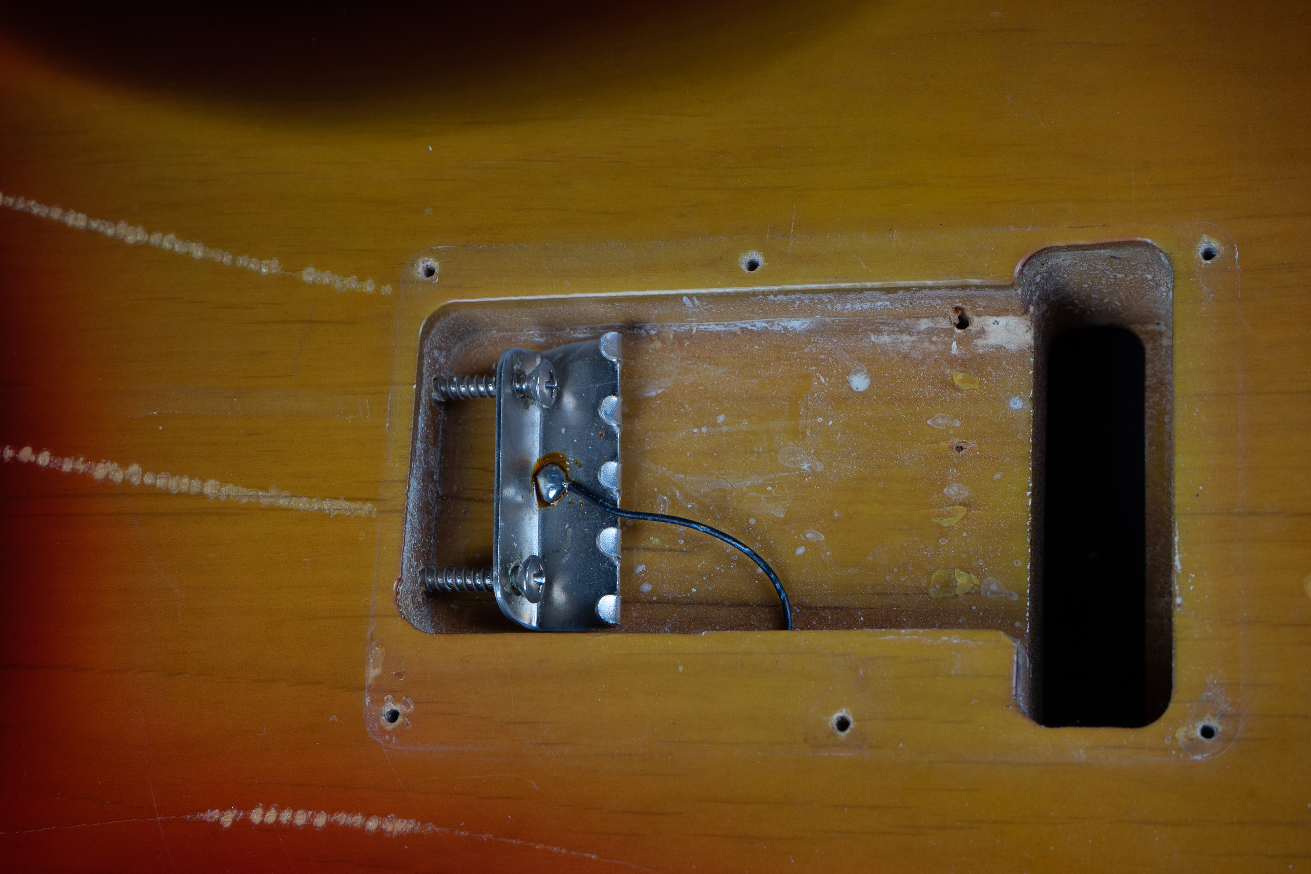 1971 Fender Stratocaster – Sunburst (4-bolt neck)
