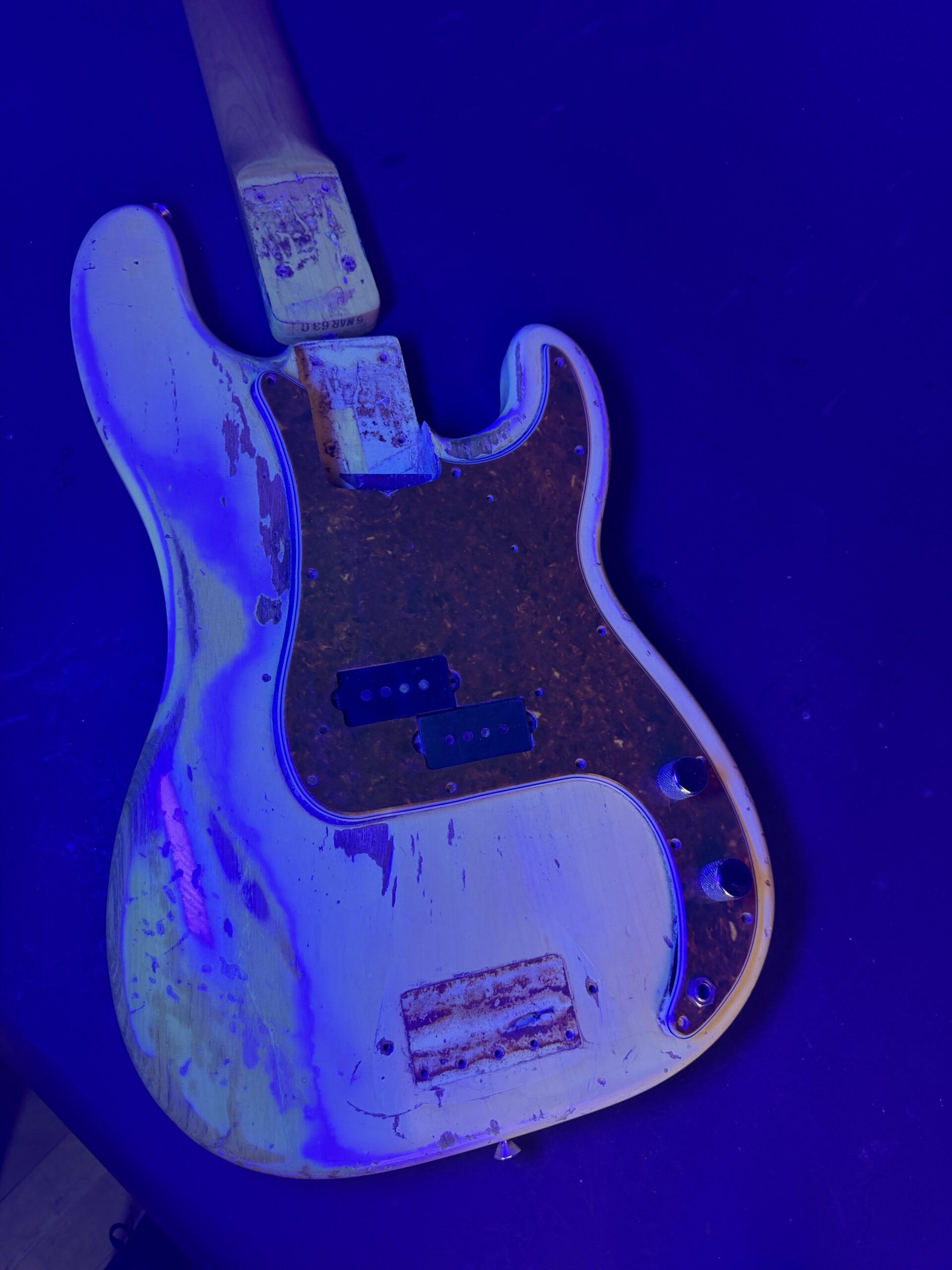1963 Fender Precision Bass – Blonde