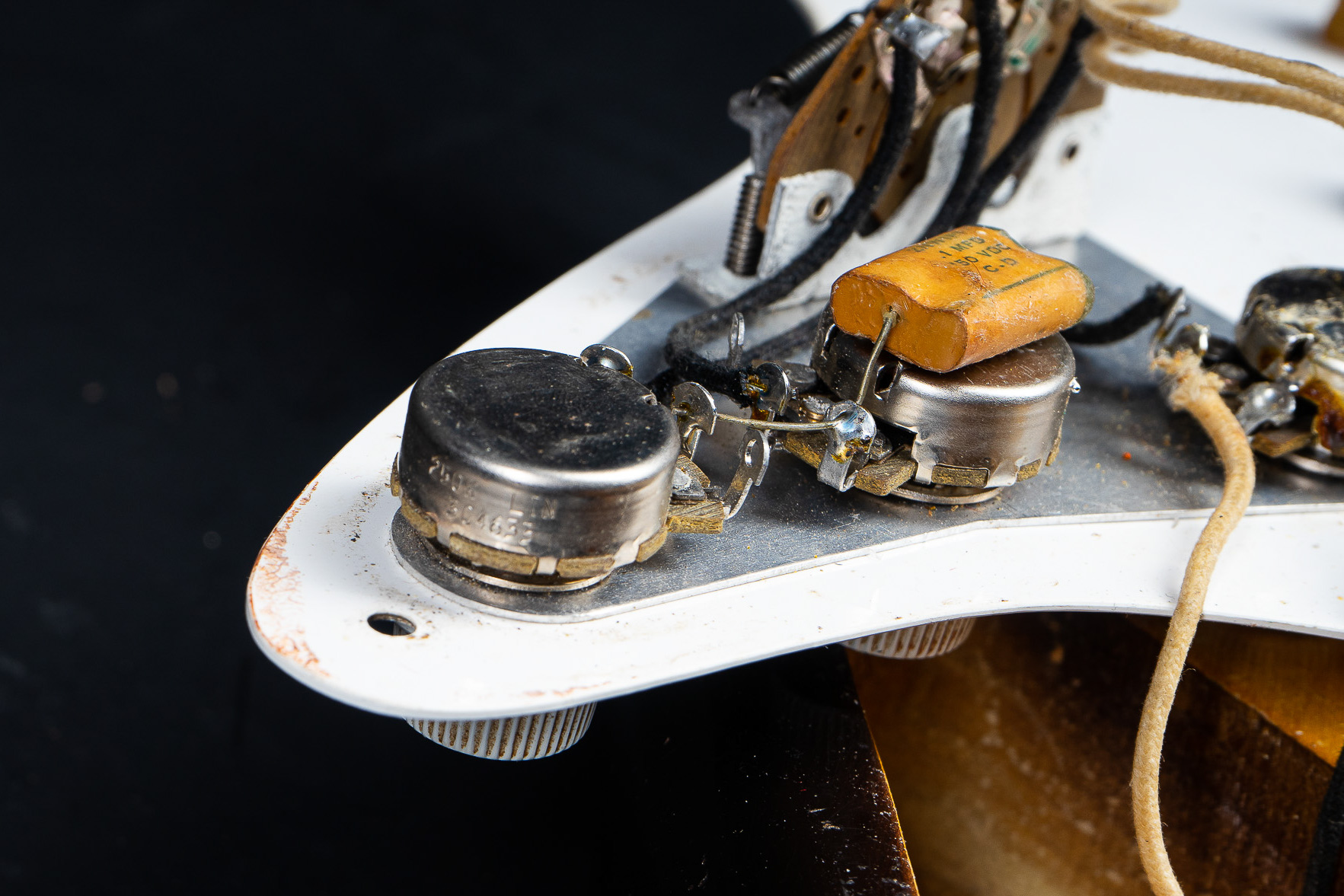 1957 Fender Stratocaster – Sunburst