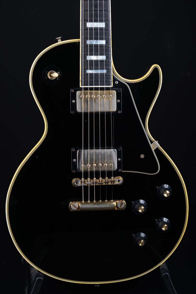 1969 Gibson Les Paul Custom – Ebony (68 specs)