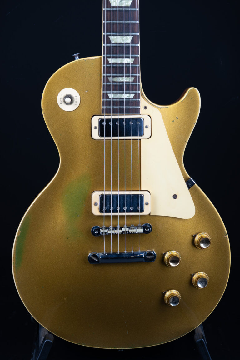1969 Gibson Les Paul Deluxe – Goldtop