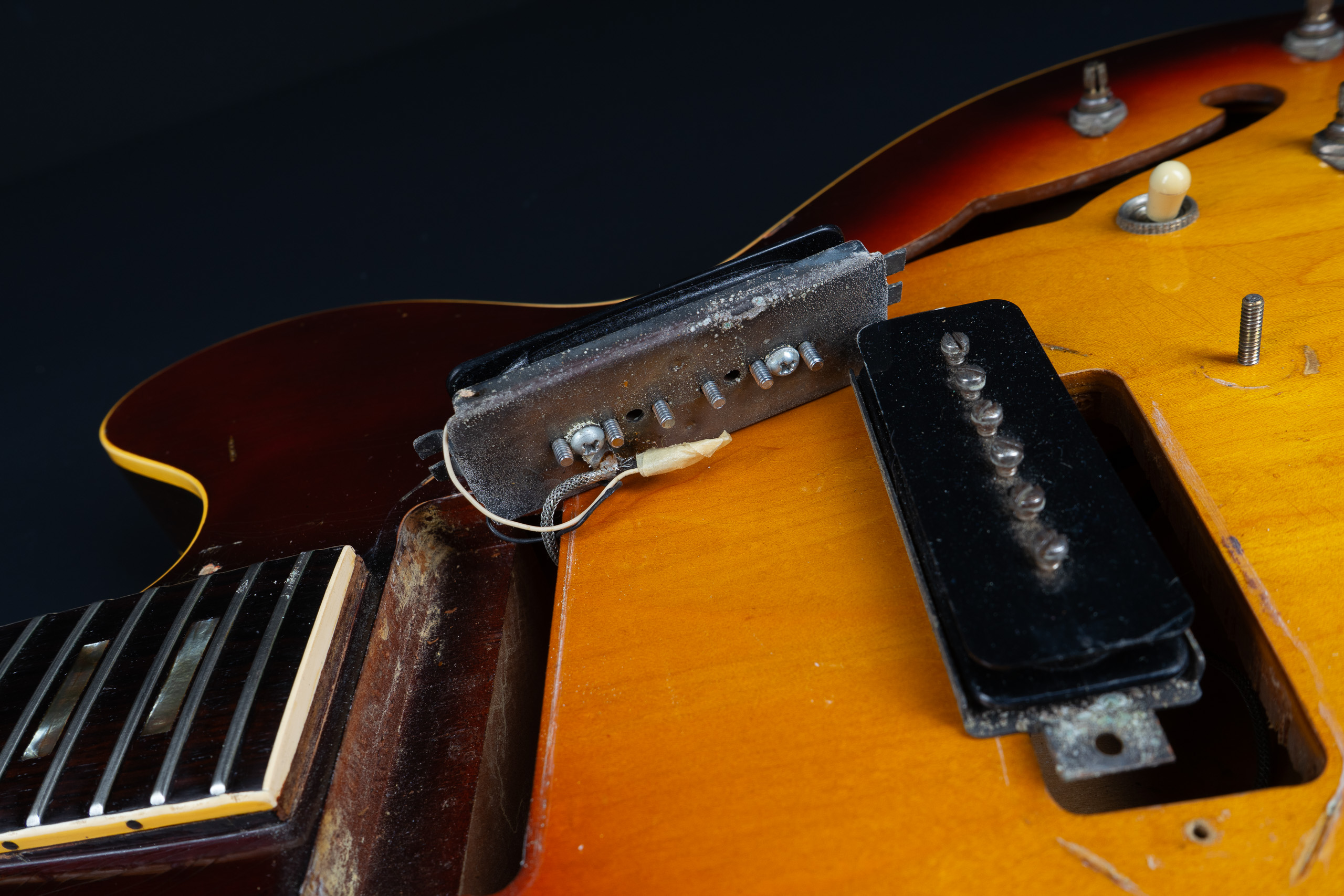 1966 Gibson ES-330 Bigsby – Sunburst