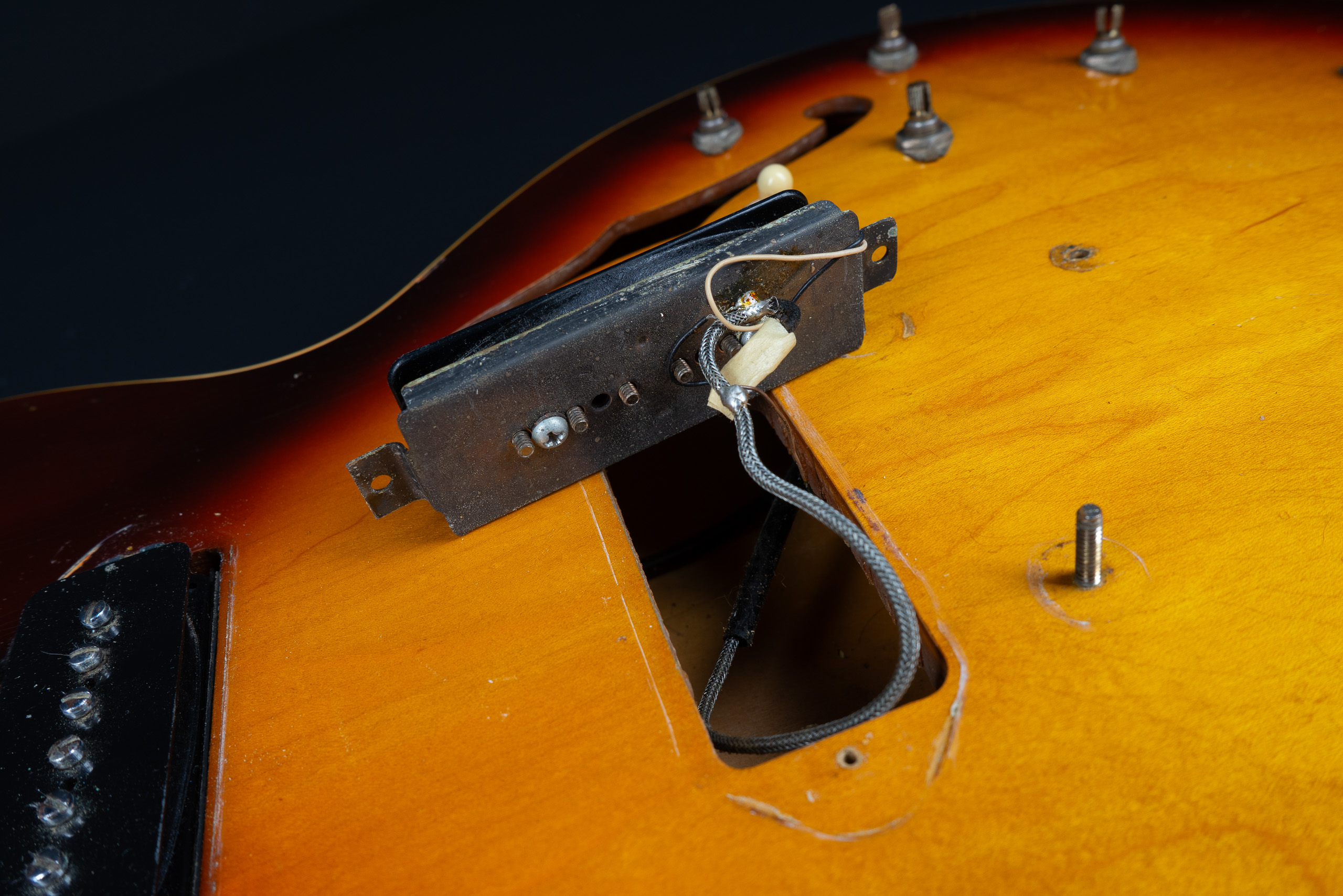 1966 Gibson ES-330 Bigsby – Sunburst