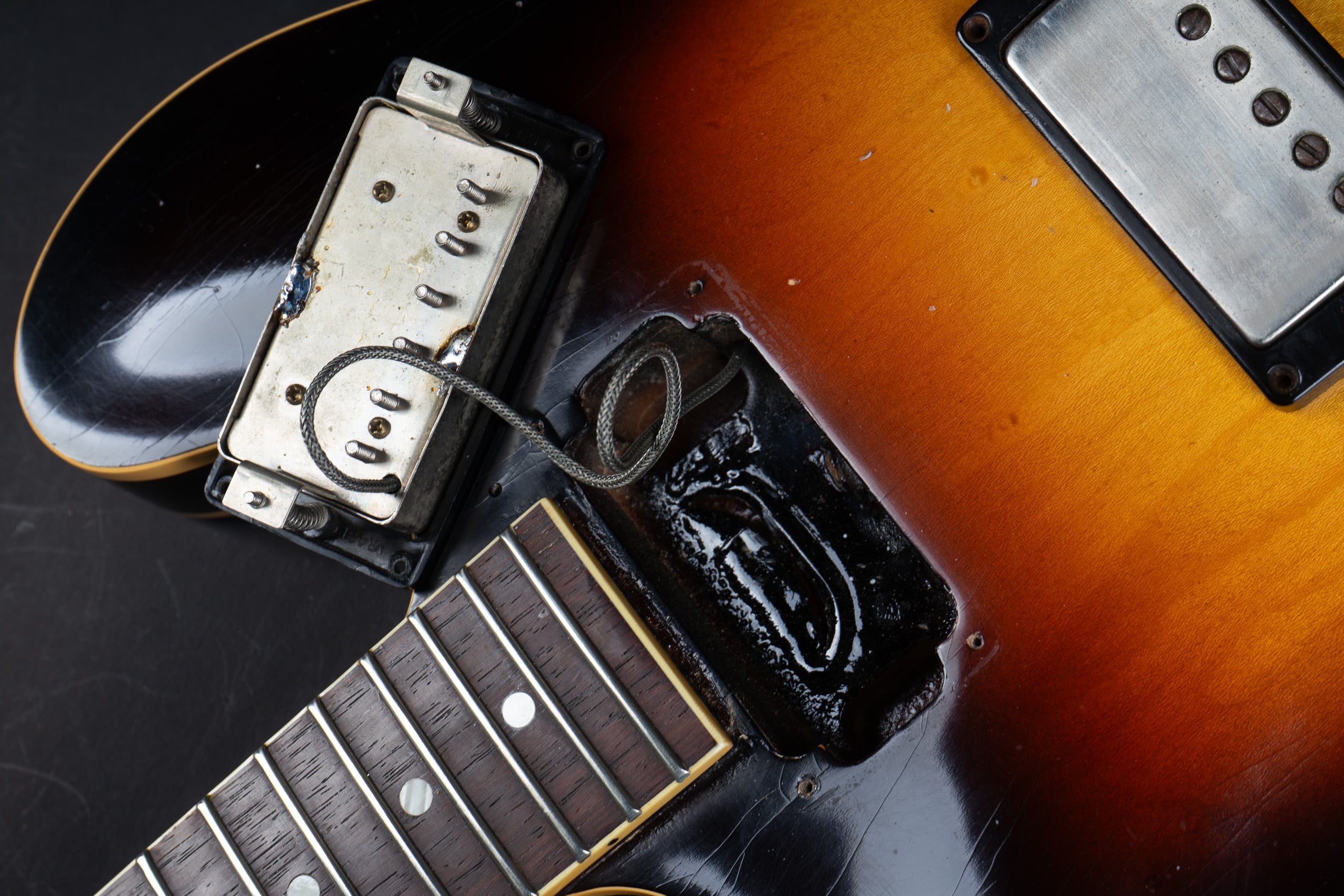 1959 Gibson ES-335 Dot Neck – Sunburst (Refin) Ex Axel Heilhecker / Wesley Plass