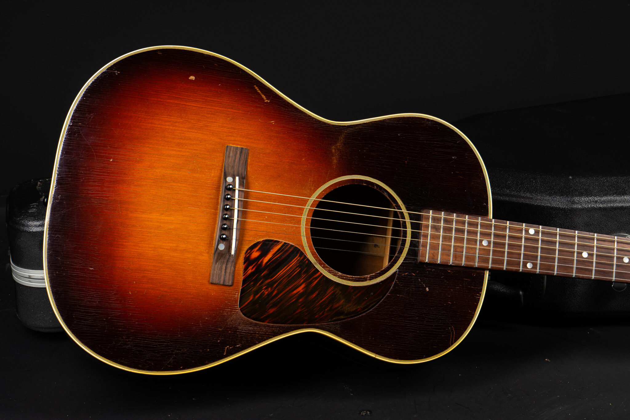 1943 Gibson Banner LG-2 – GuitarPoint