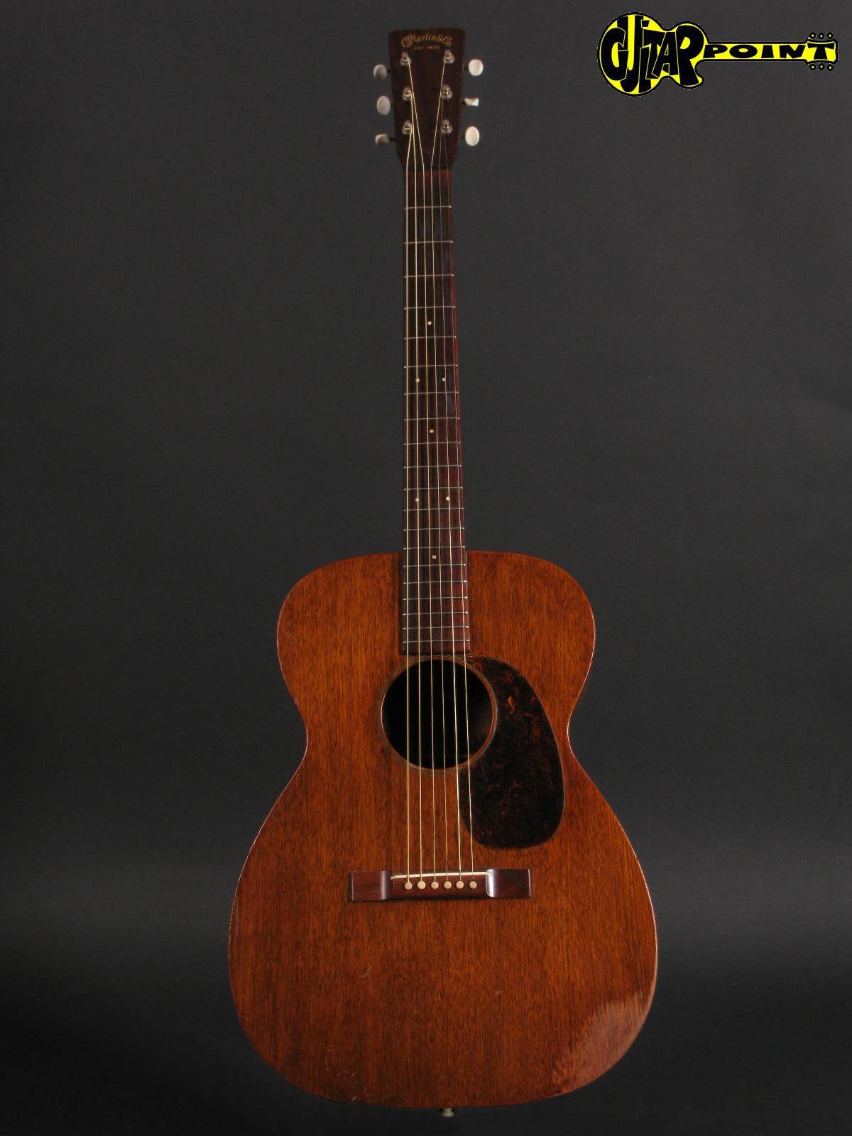 0017 martin acoustic guitar