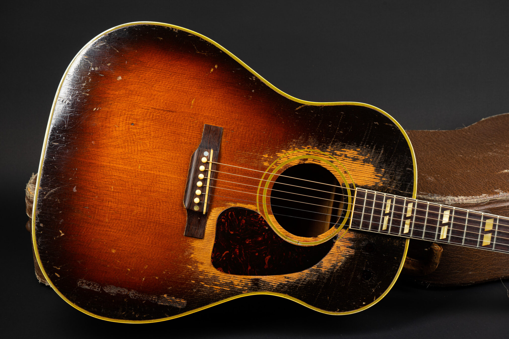 1949 Gibson Southern Jumbo – Sunburst – GuitarPoint