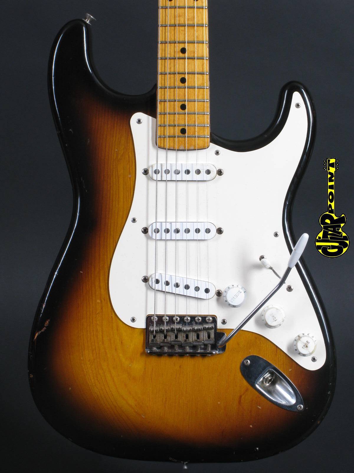 1954 Fender Stratocaster – 2-tone Sunburst – GuitarPoint