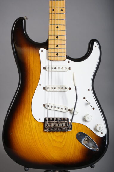 1954 Fender Stratocaster - Sunburst ...exc+