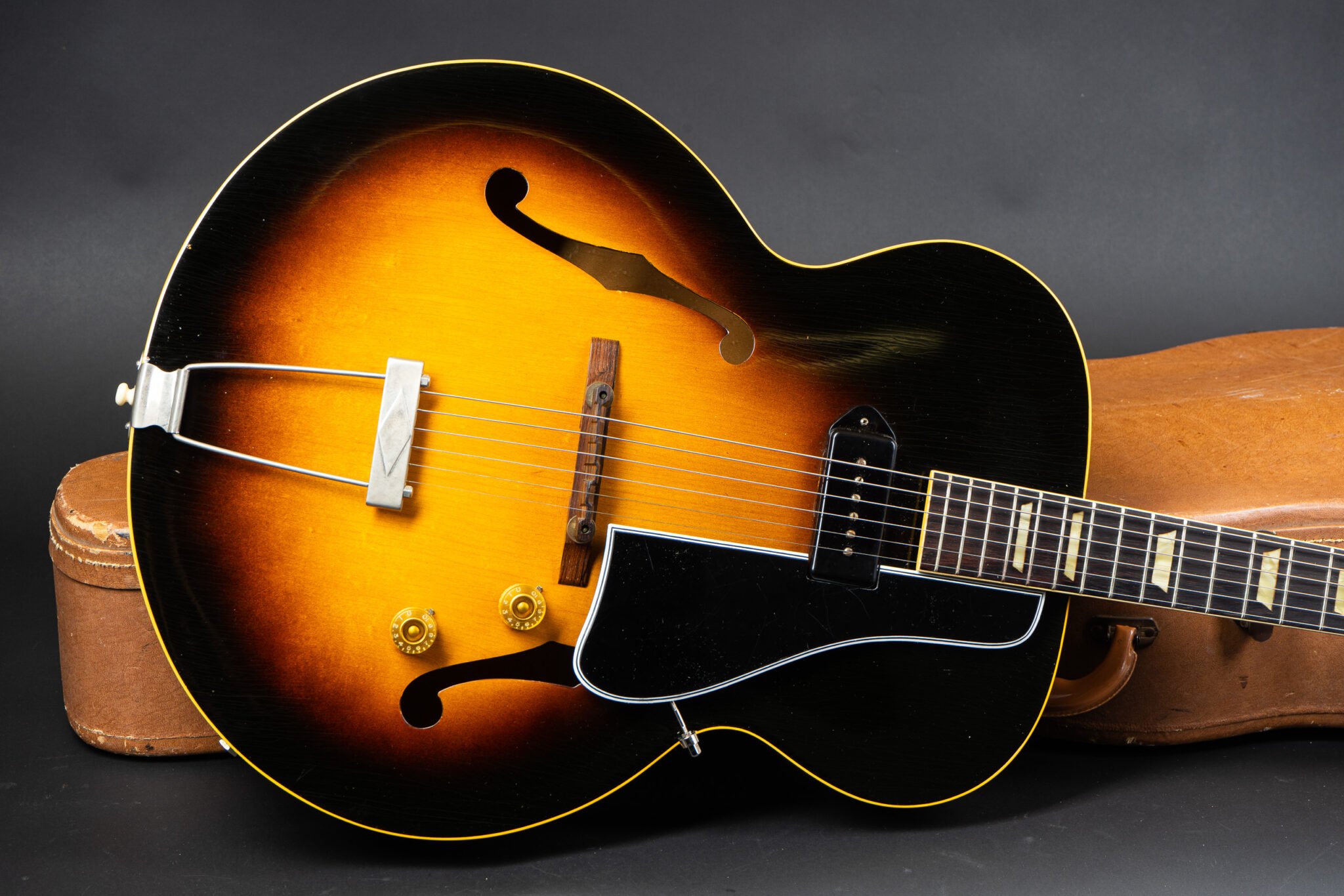 1954 Gibson ES-150 – Sunburst – GuitarPoint