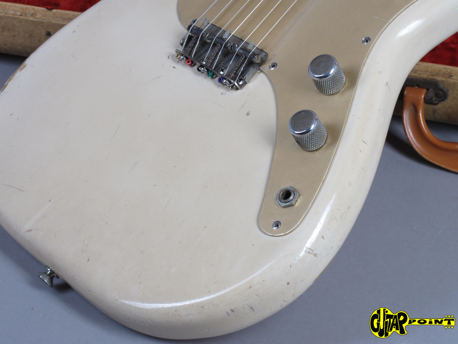 1956 Fender Musicmaster – Desert Sand – First Year! – GuitarPoint