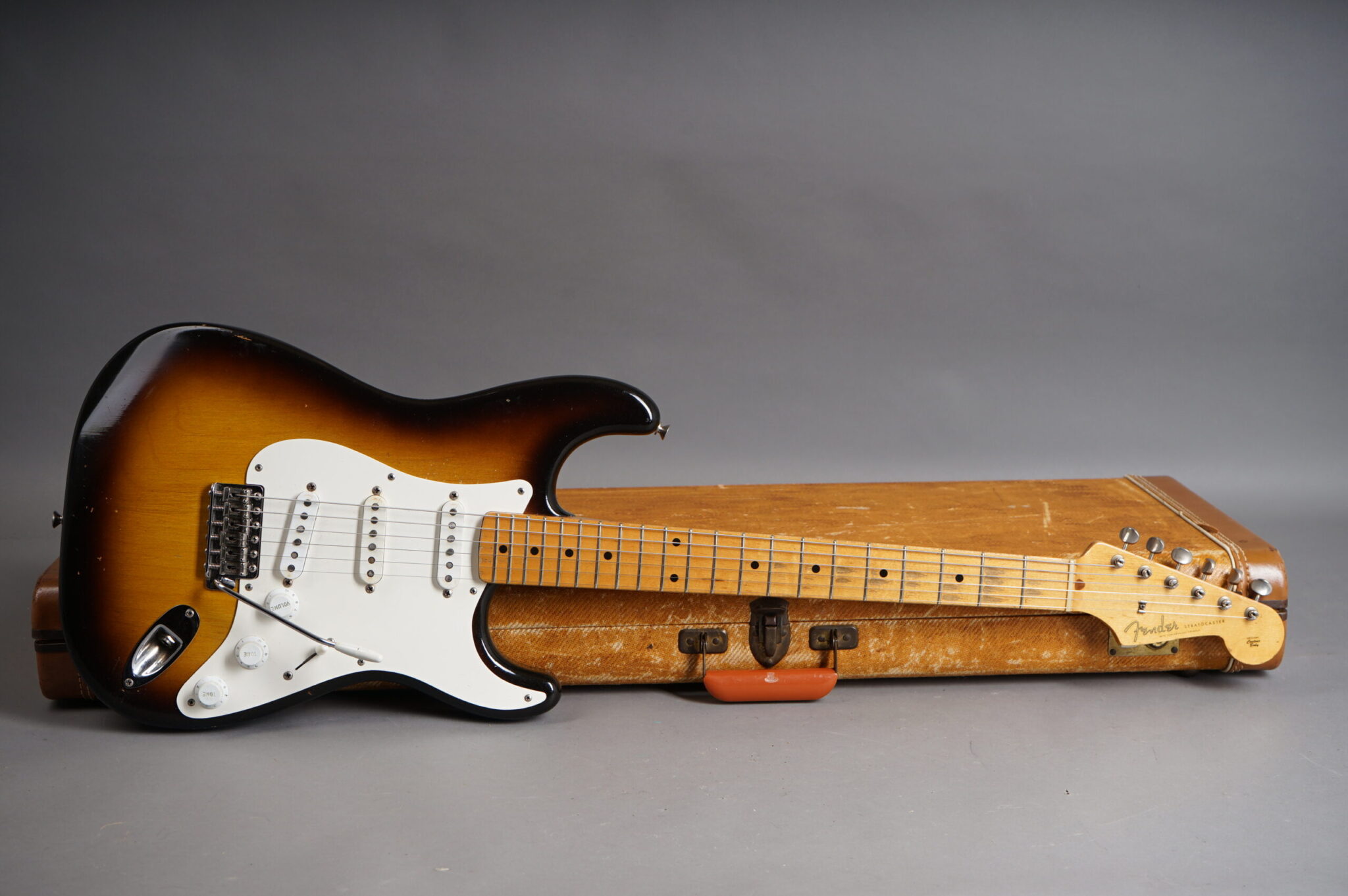 1956 Fender Stratocaster Sunburst Guitarpoint 1714