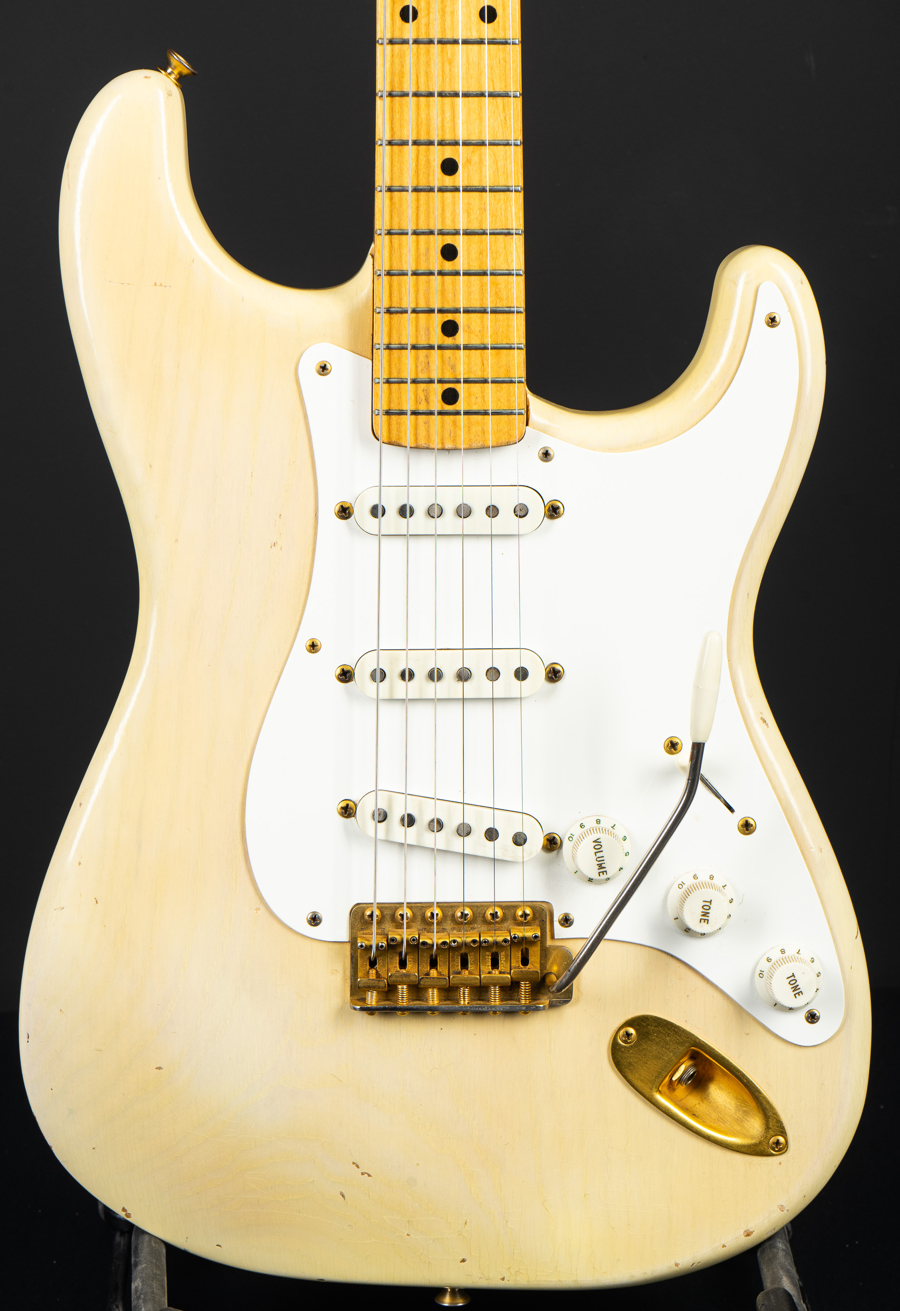 ギター Menatone The Dirty Blonde 2009 Fender Fender Custom Shop Vintage Custom 1957 Stratocaster NOS