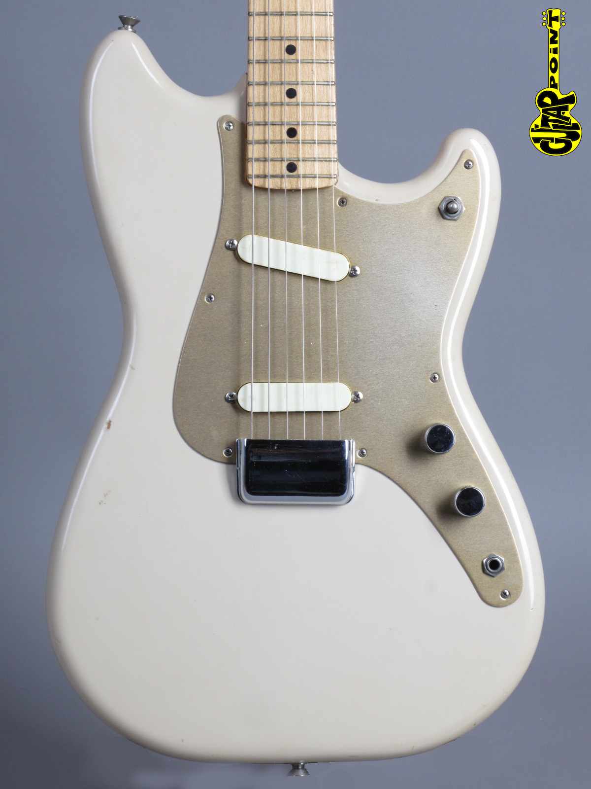 1958 Fender Duo-Sonic – Desert Sand – Excellent+ RARE