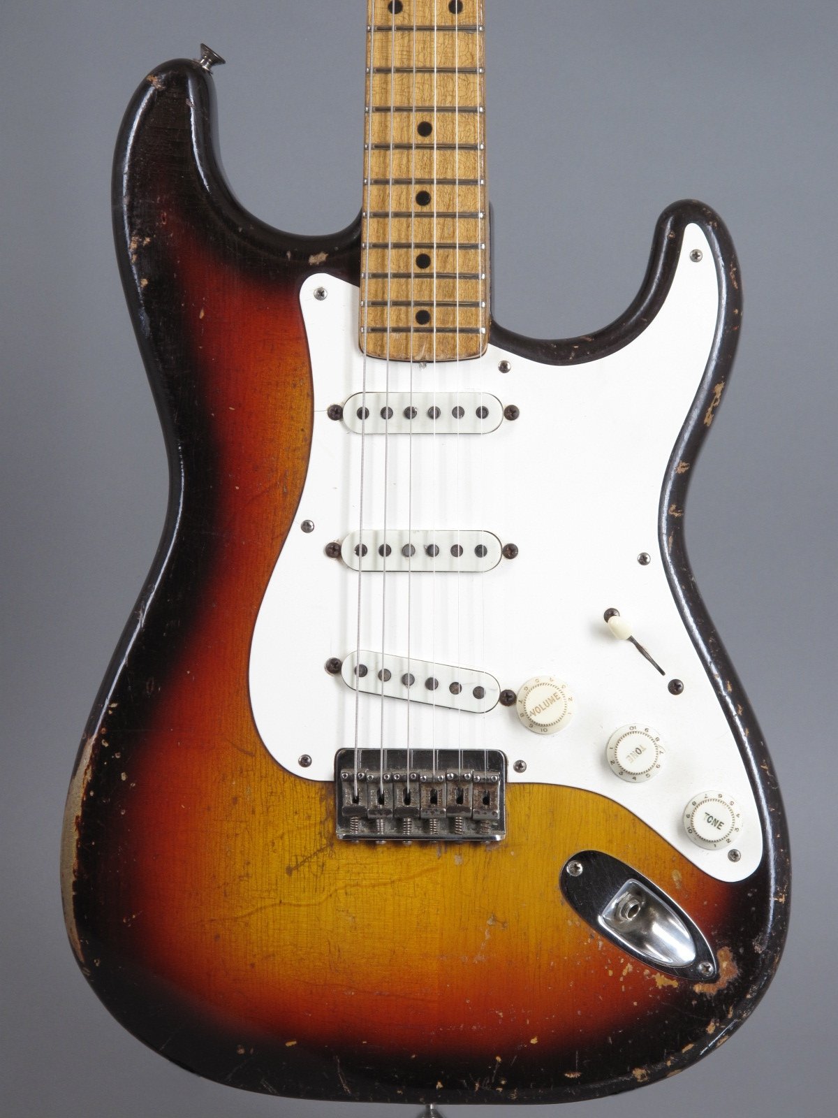 1958 Fender Stratocaster Hardtail - 3-t Sunburst ...only 2,99 Kg ...