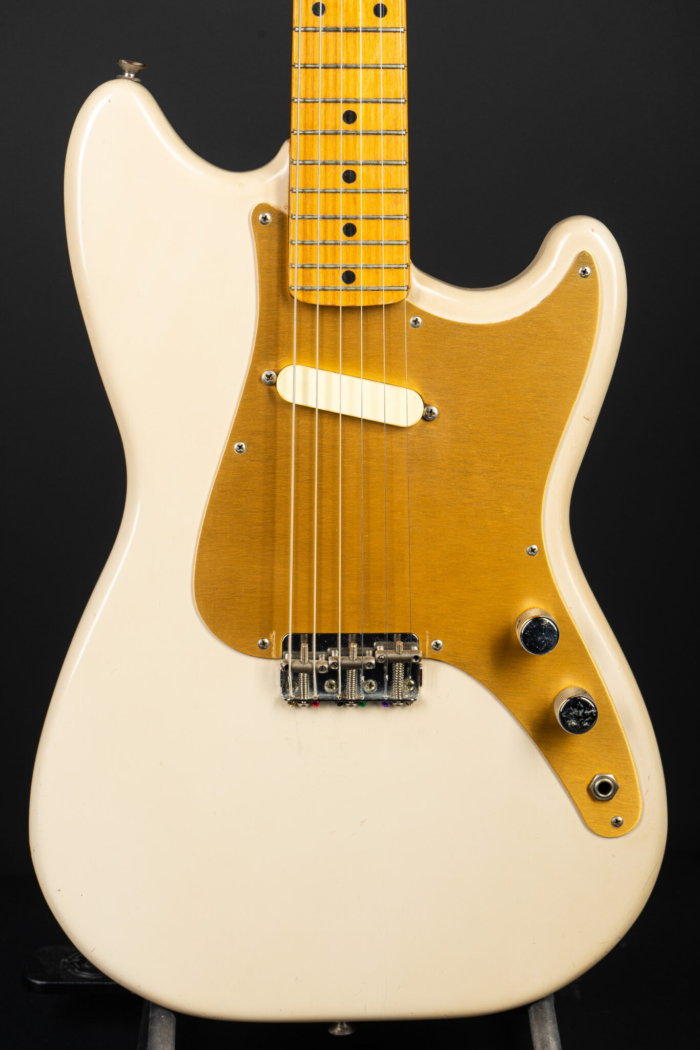 1959 Fender Musicmaster – Desert Sand – GuitarPoint 1959 Fender Musicmaster – Desert Sand – GuitarPoint