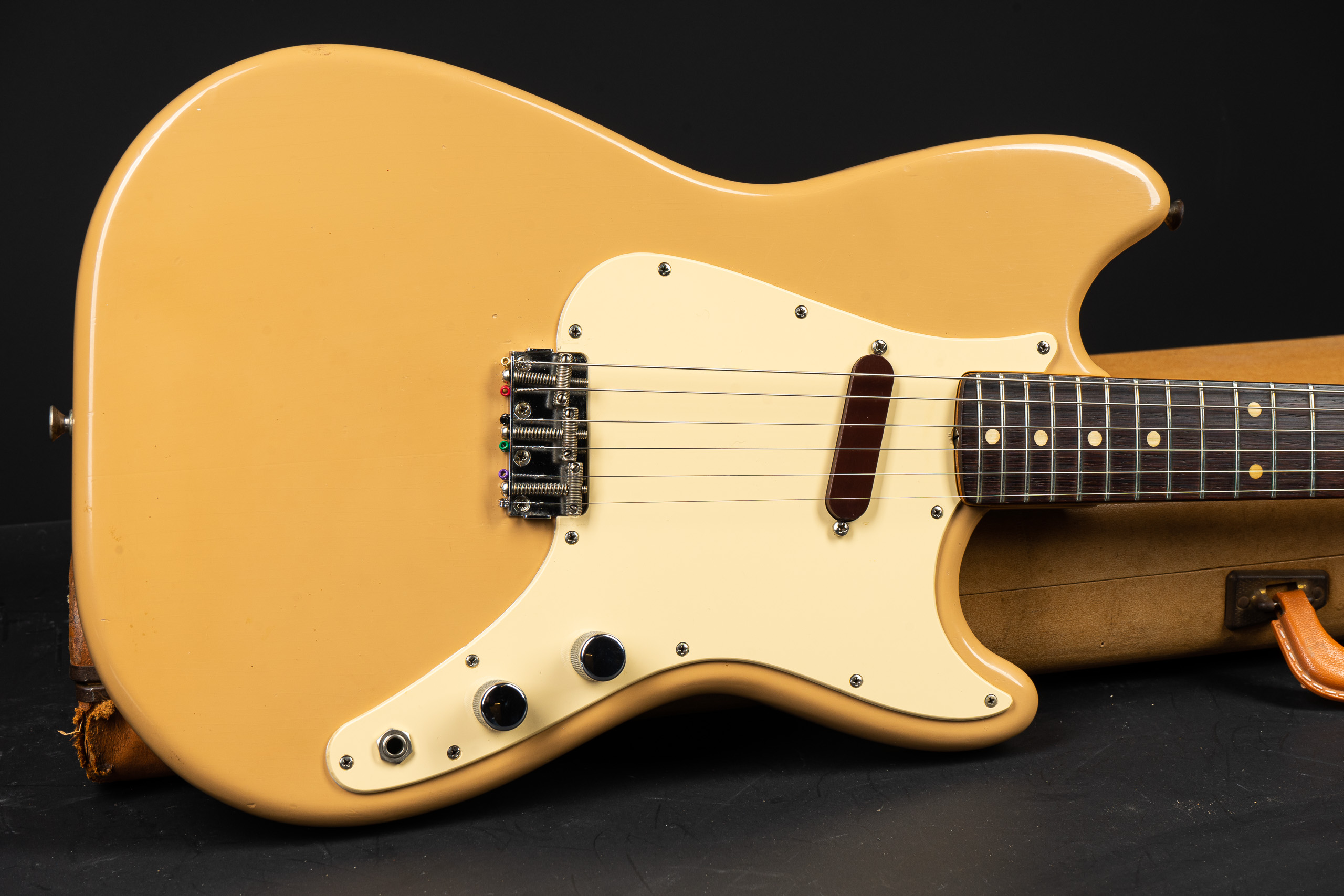 1959 Fender Musicmaster - Tan - GuitarPoint