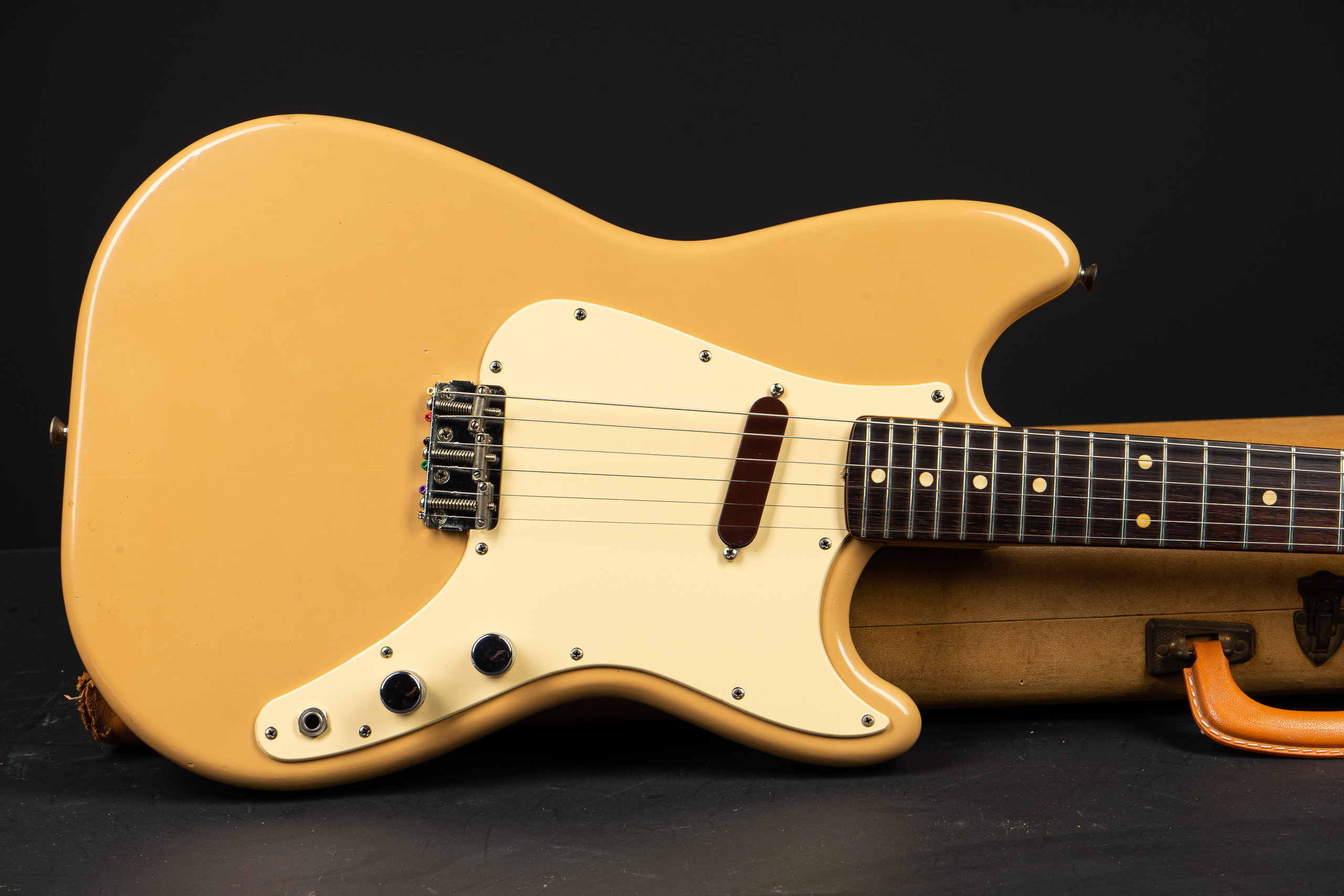 1959 Fender Musicmaster - Tan - GuitarPoint