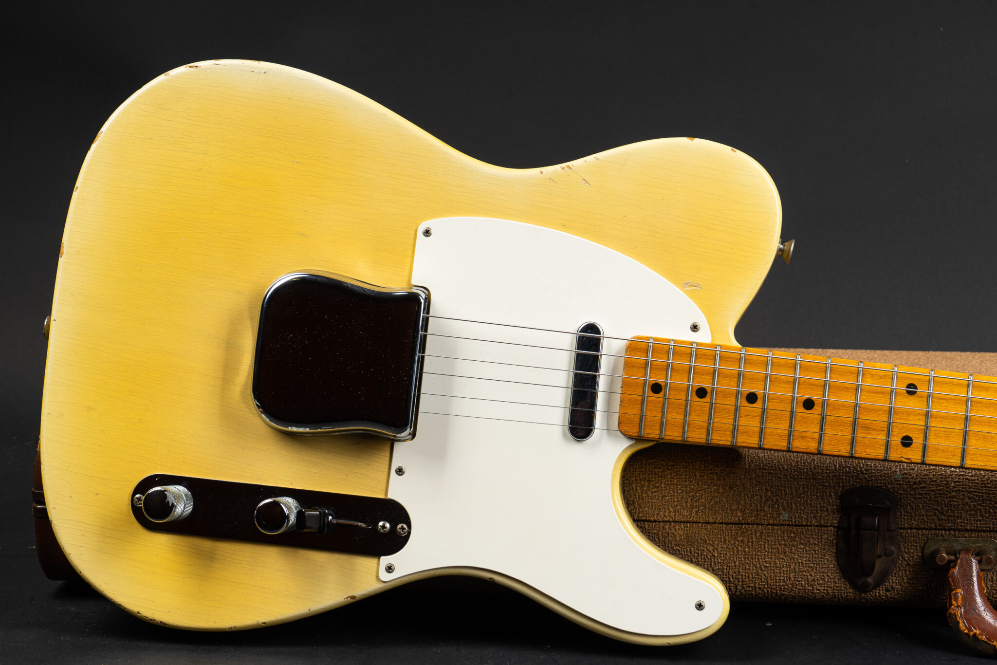 fender telecaster yellow black