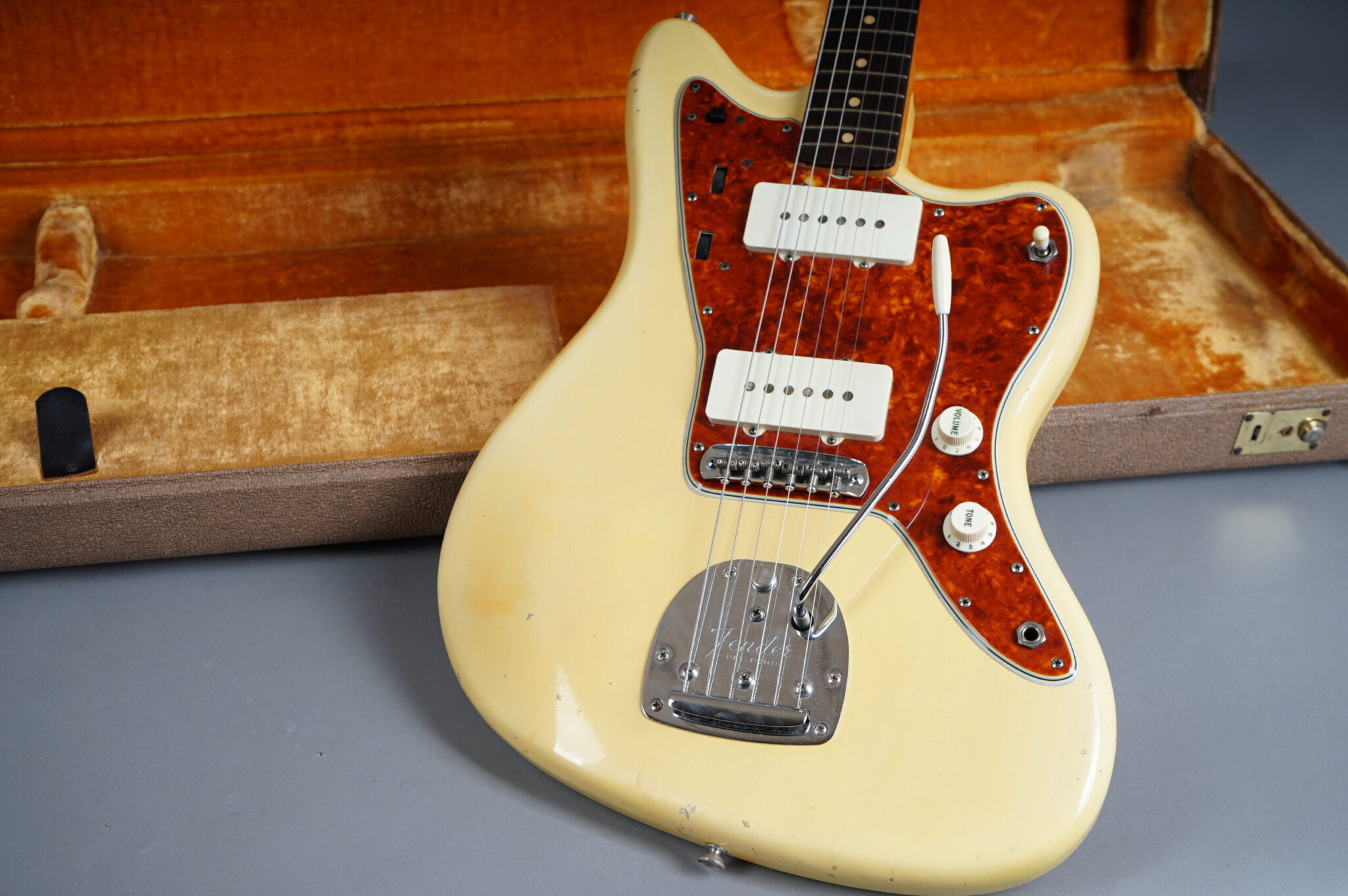 1960 Fender Jazzmaster – Blond – GuitarPoint