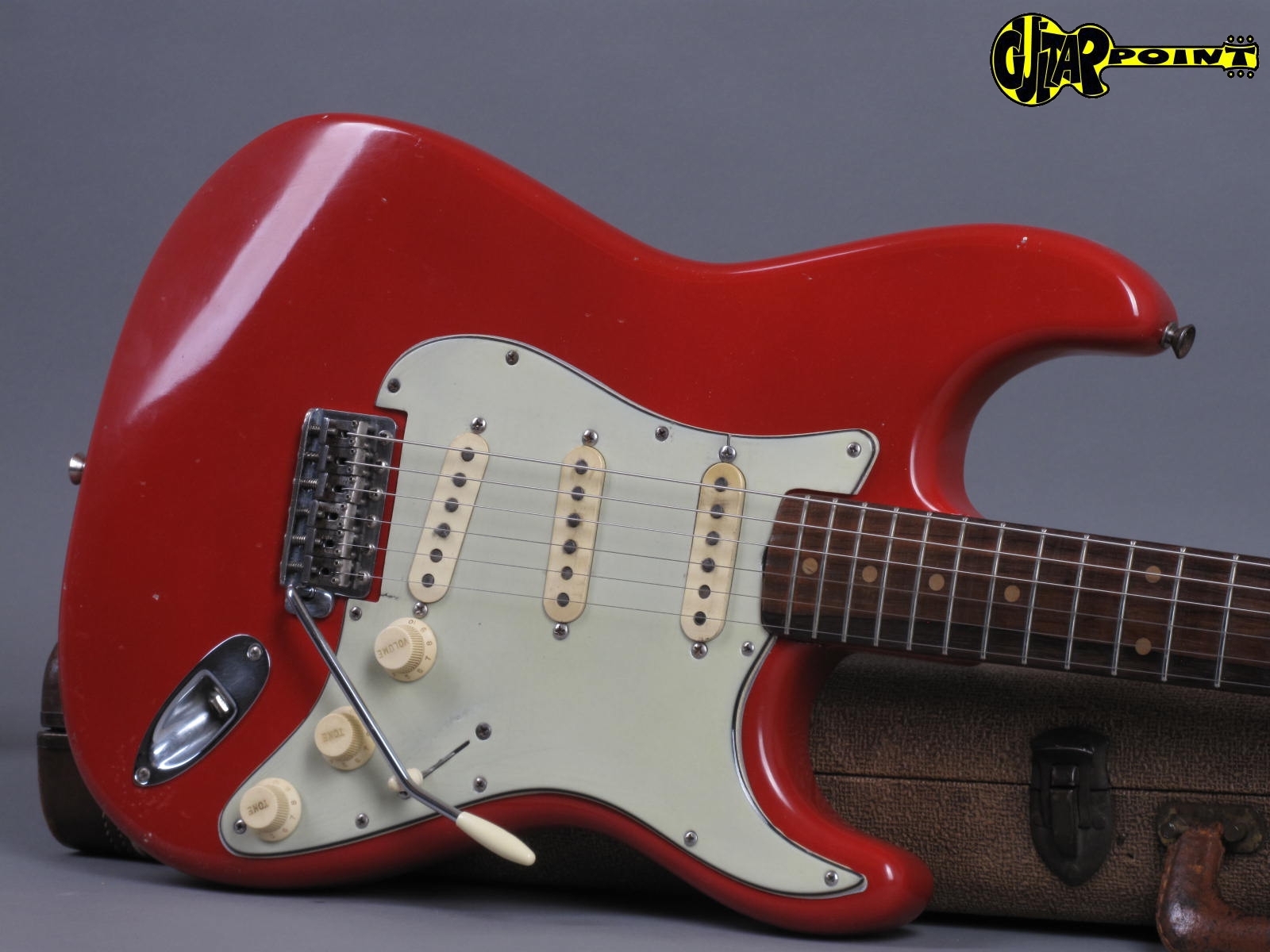 1961 Fender – Dakota Red – GuitarPoint