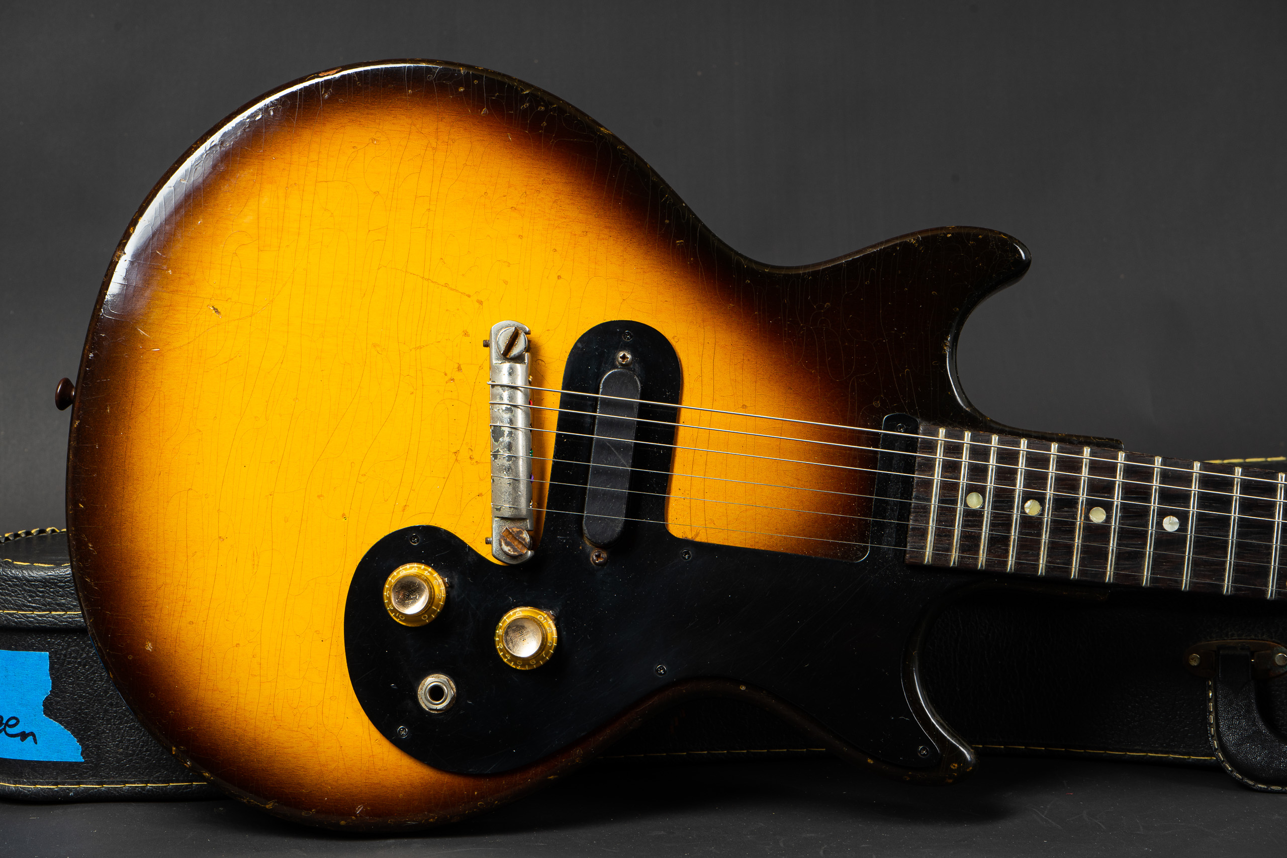 1961 Gibson Melody Maker - Sunburst - GuitarPoint