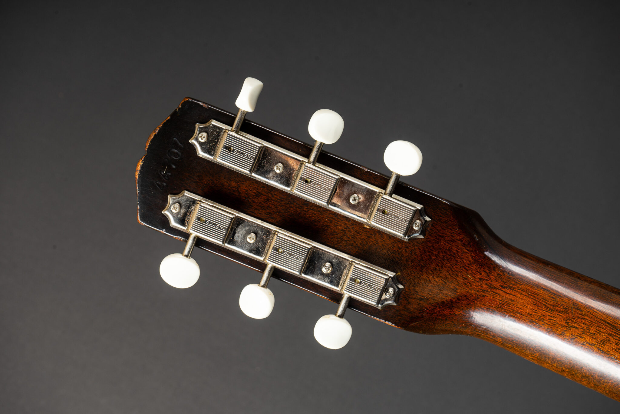 1962 Gibson Melody Maker – Sunburst – GuitarPoint