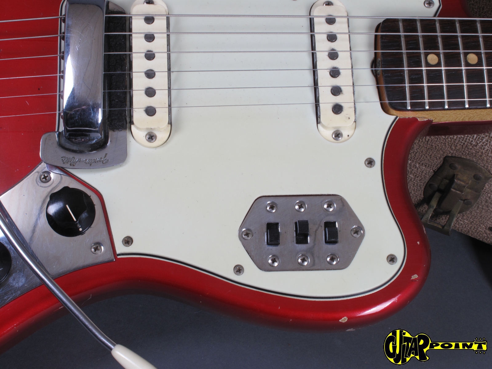 1963 Fender Jaguar – Candy Apple Red – GuitarPoint