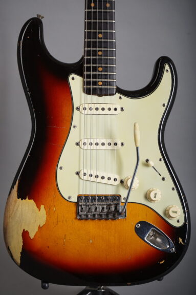 1963 Fender Stratocaster - Sunburst