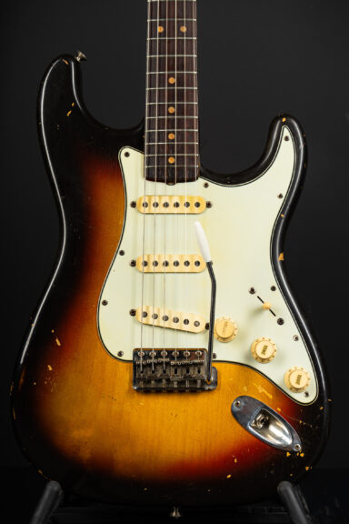 1963 Fender Stratocaster - Sunburst