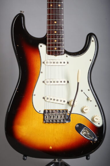 1963 Fender Stratocaster - Sunburst
