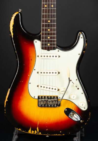 1963 Fender Stratocaster - Sunburst