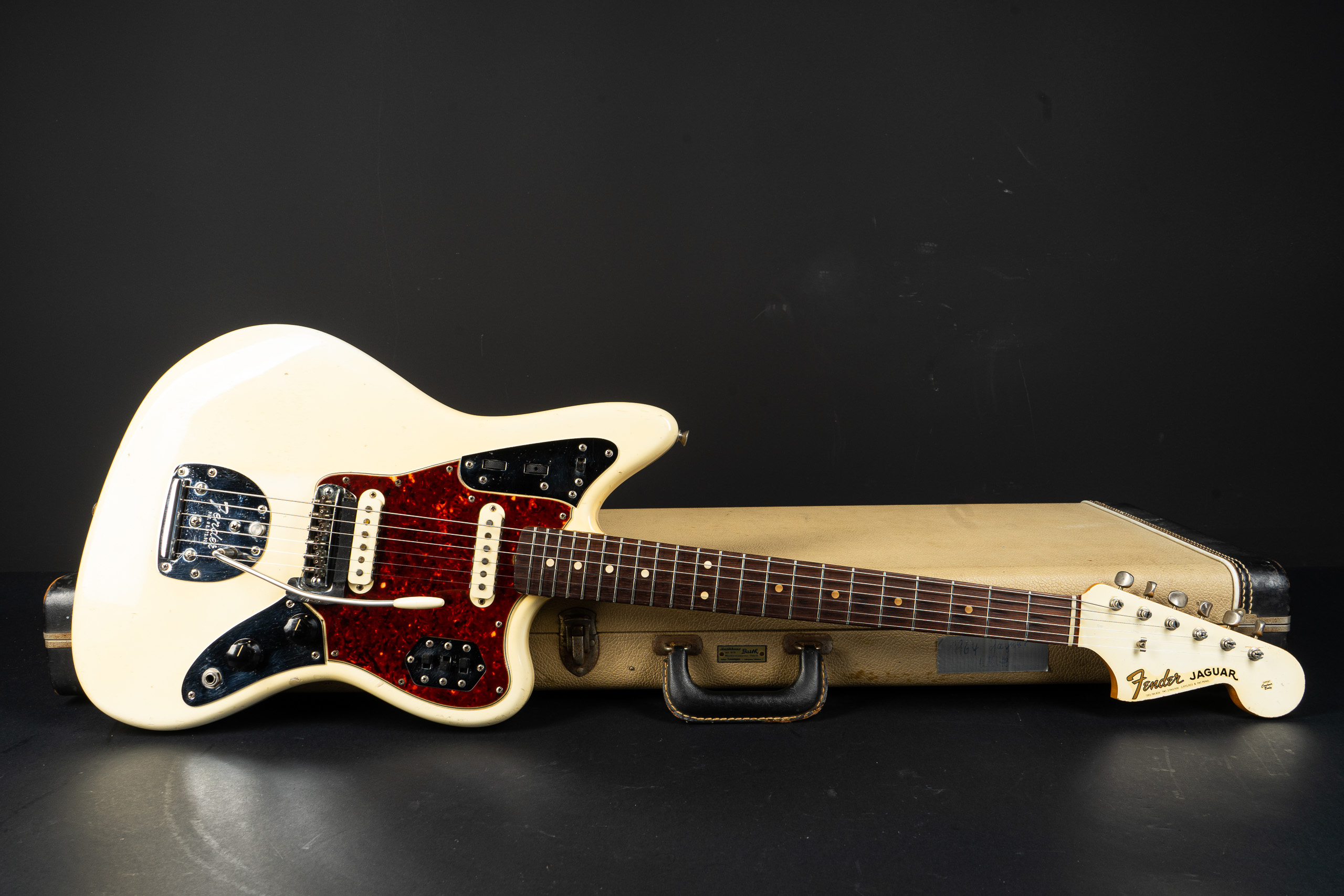 1964 Fender Jaguar – Olympic White – GuitarPoint