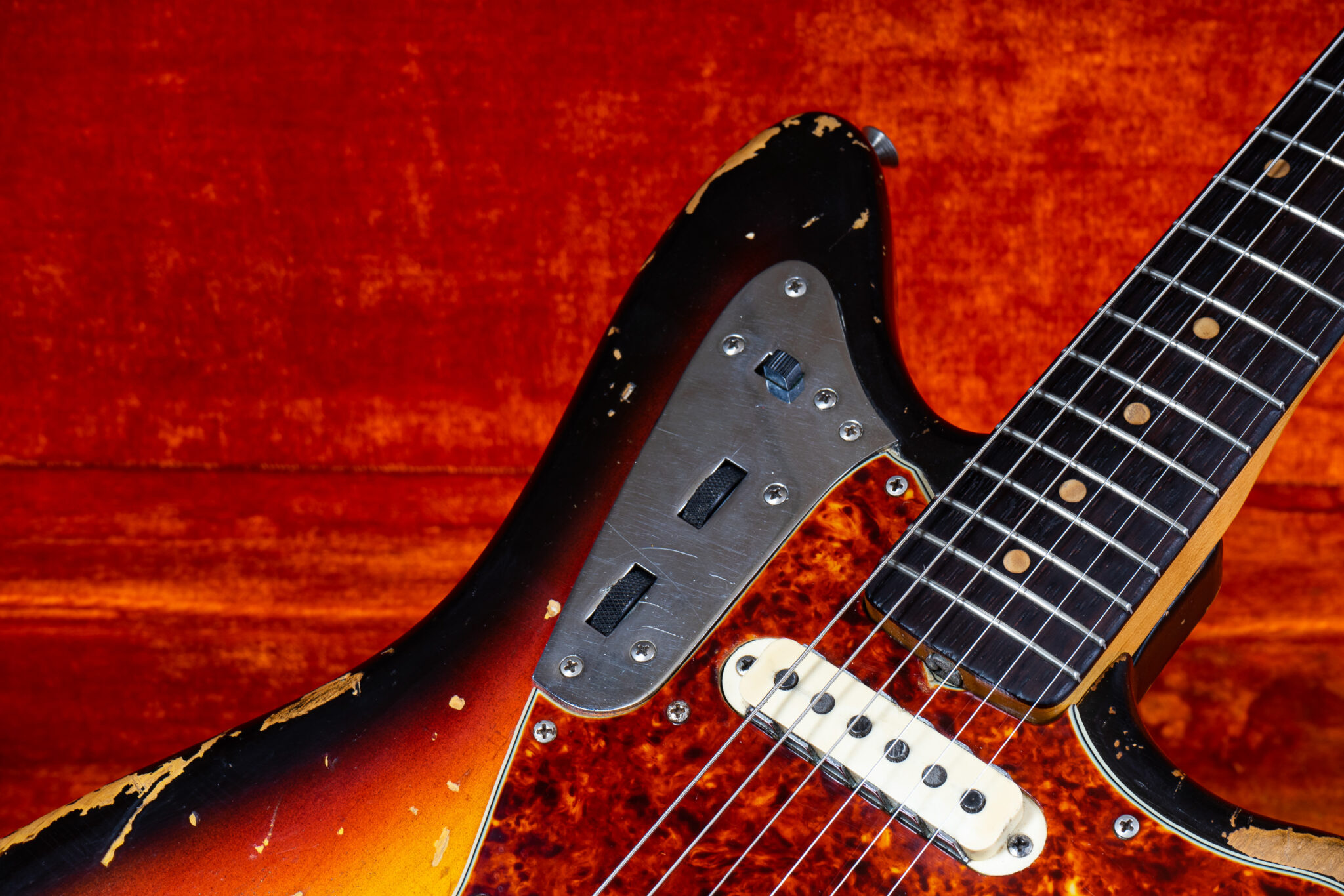 1964 Fender Jaguar – Sunburst – GuitarPoint