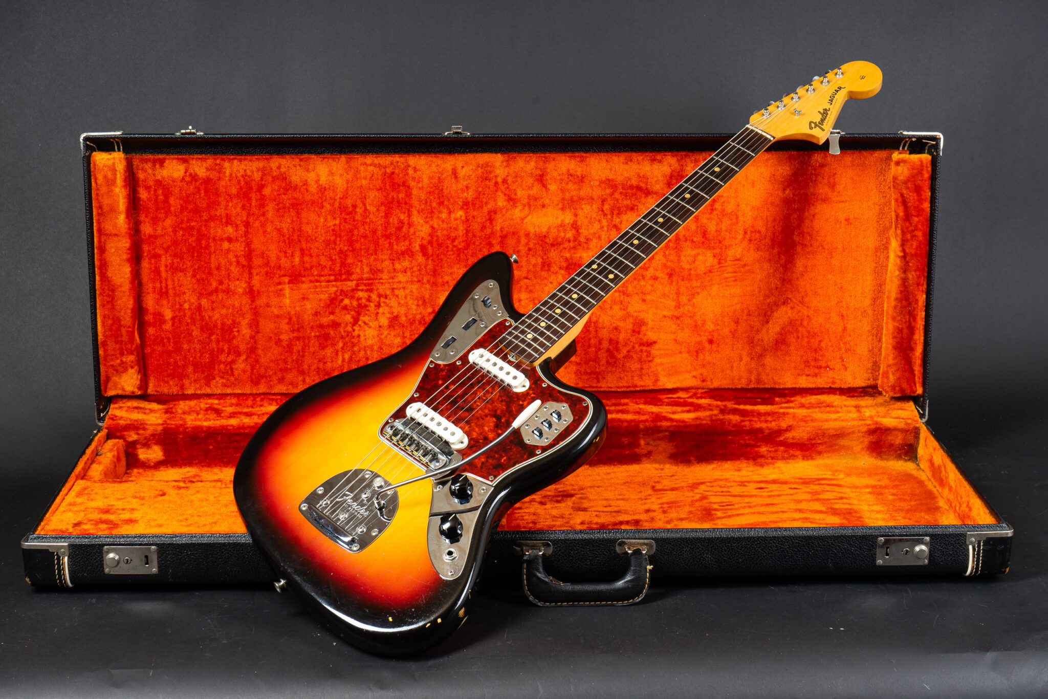 1964 Fender Jaguar – Sunburst – GuitarPoint