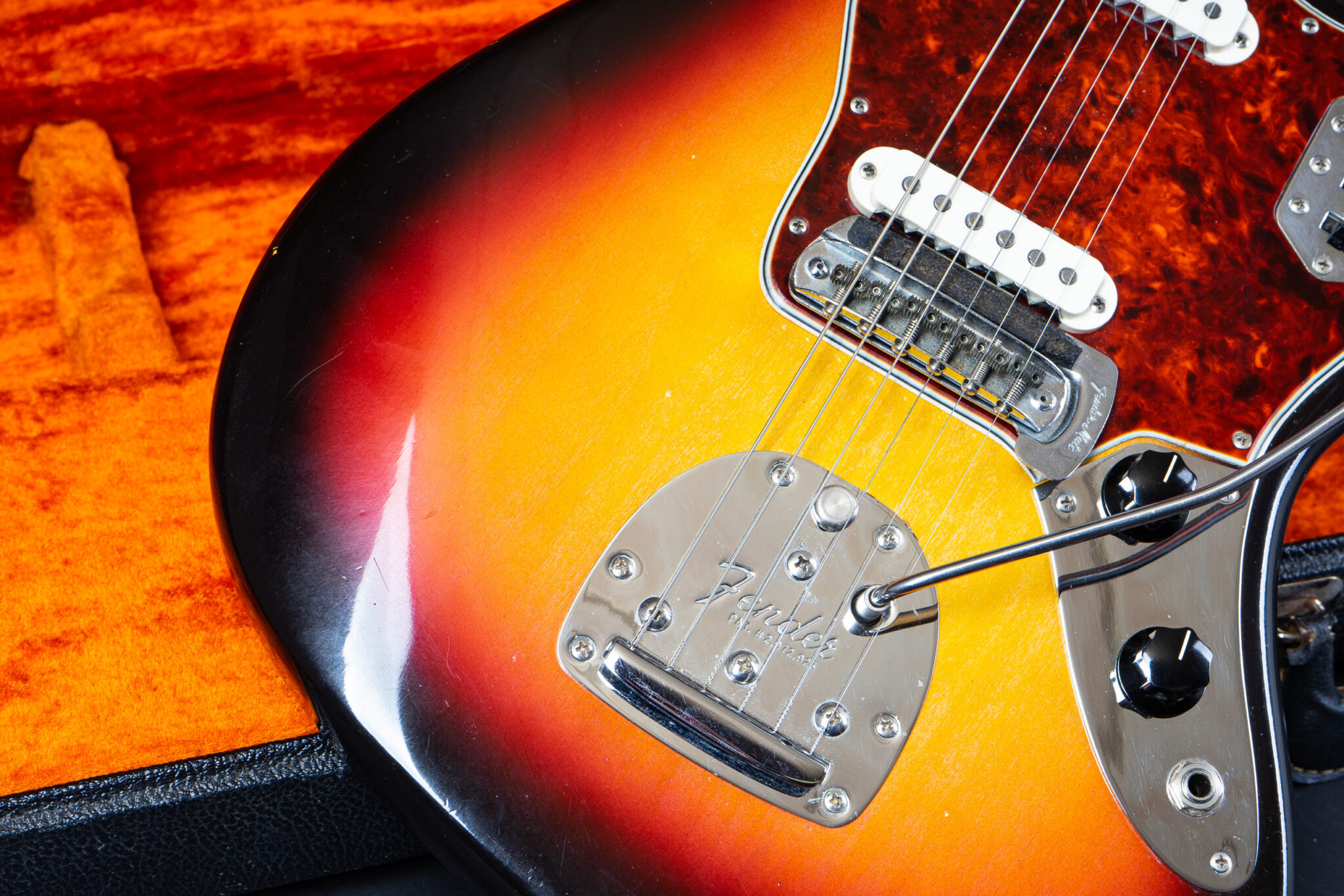 1964 Fender Jaguar Sunburst Guitarpoint 3600