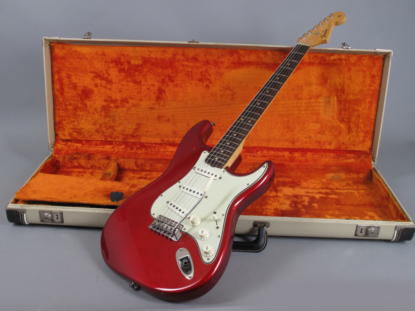 1964 Fender Stratocaster – Candy Apple Red …Clean! – GuitarPoint