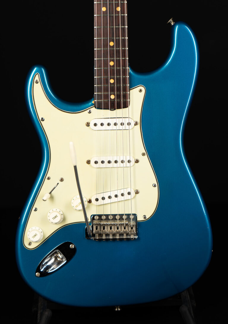 1964 Fender Stratocaster – Lake Placid Blue – Lefthand …near mint!