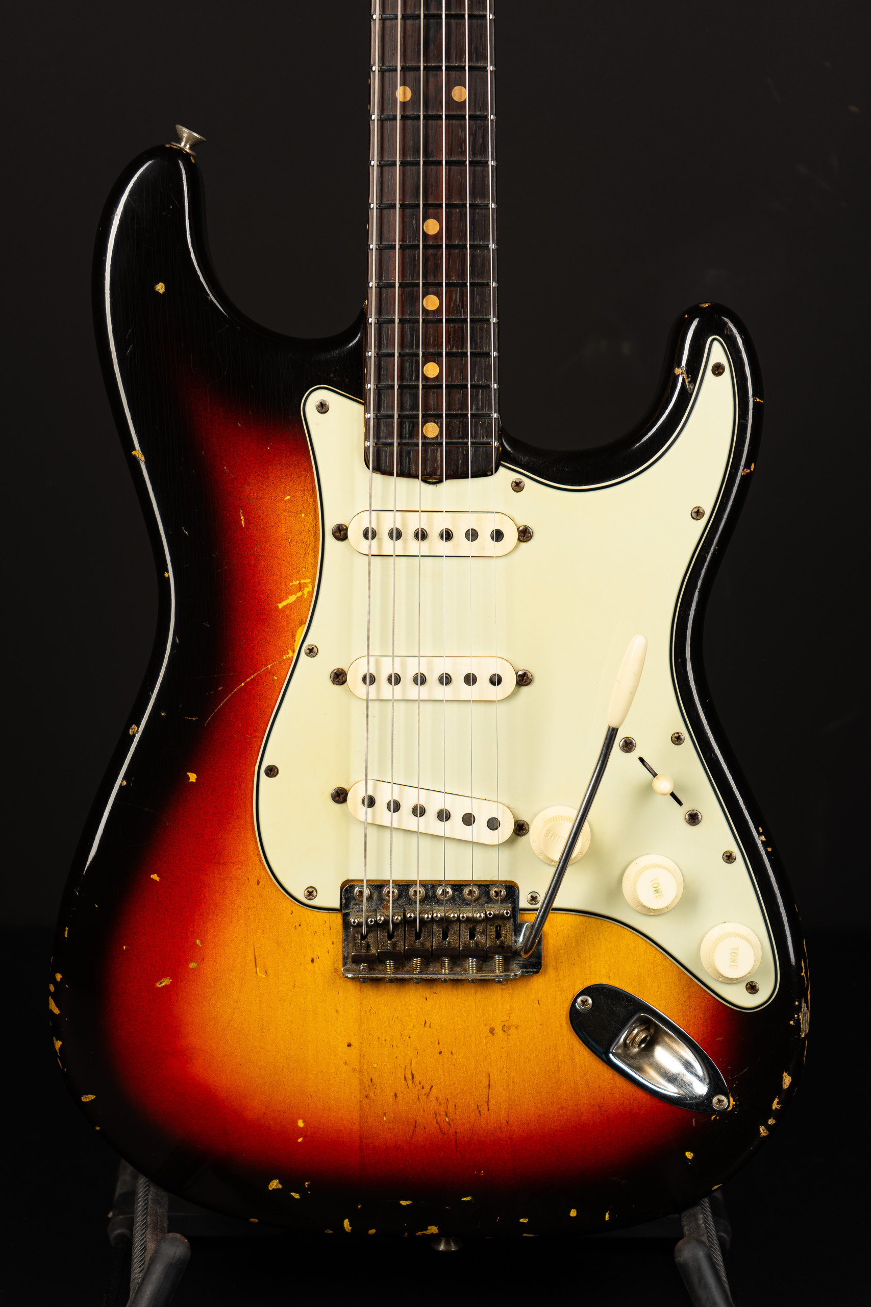 1964 Fender Stratocaster – Sunburst (1963 neck date