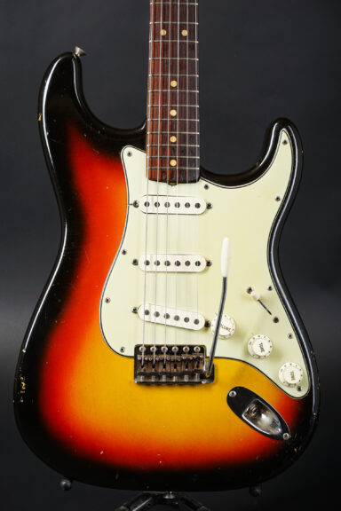 1964 Fender Stratocaster - Sunburst