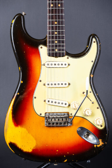 1964 Fender Stratocaster - Sunburst