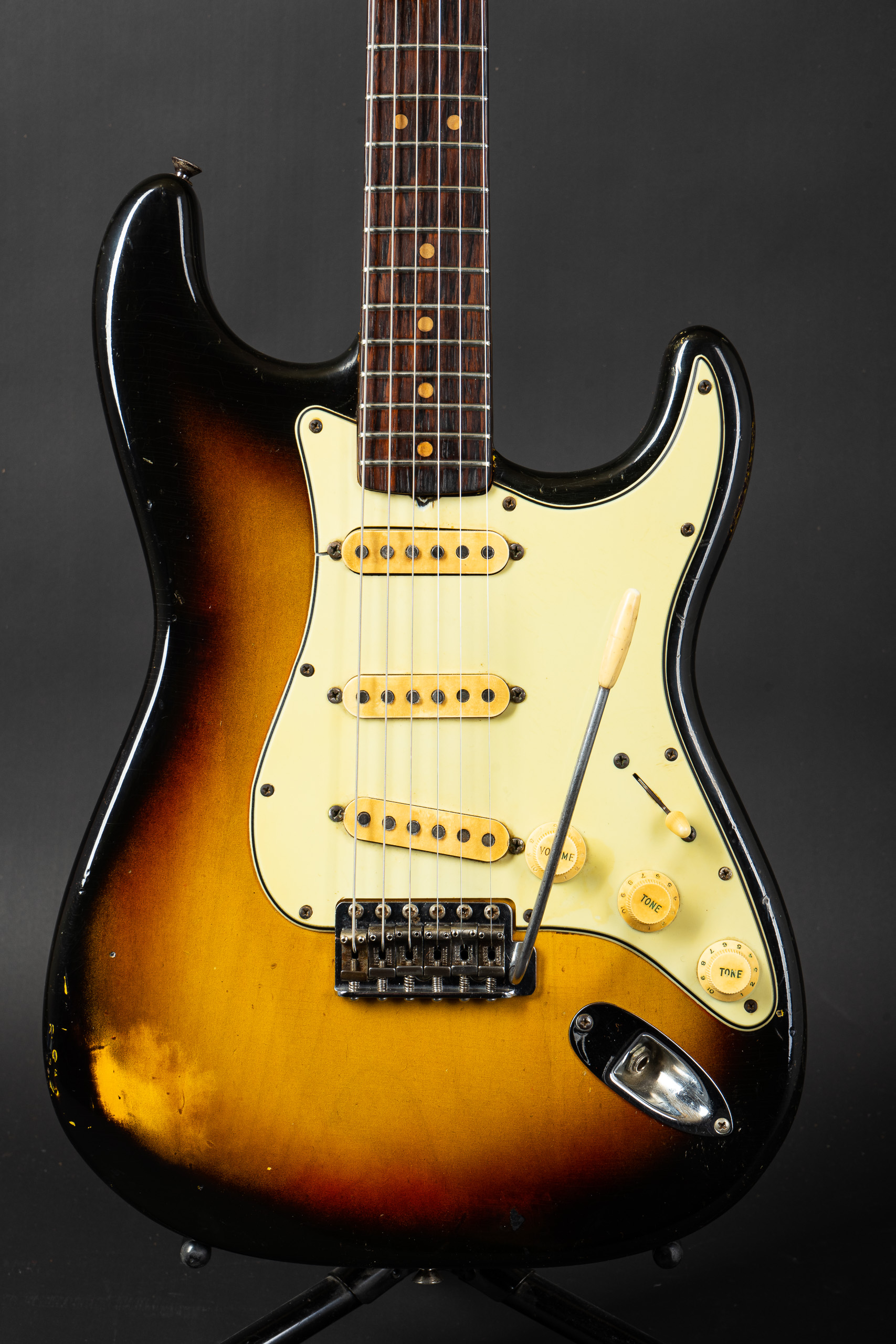 fender stratocaster sunburst used