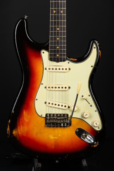 1964 Fender Stratocaster - Sunburst