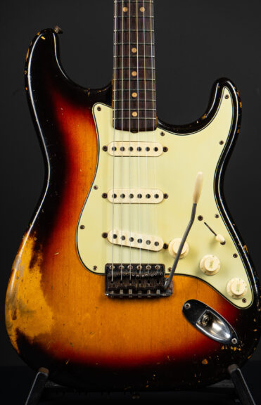 1964 Fender Stratocaster - Sunburst