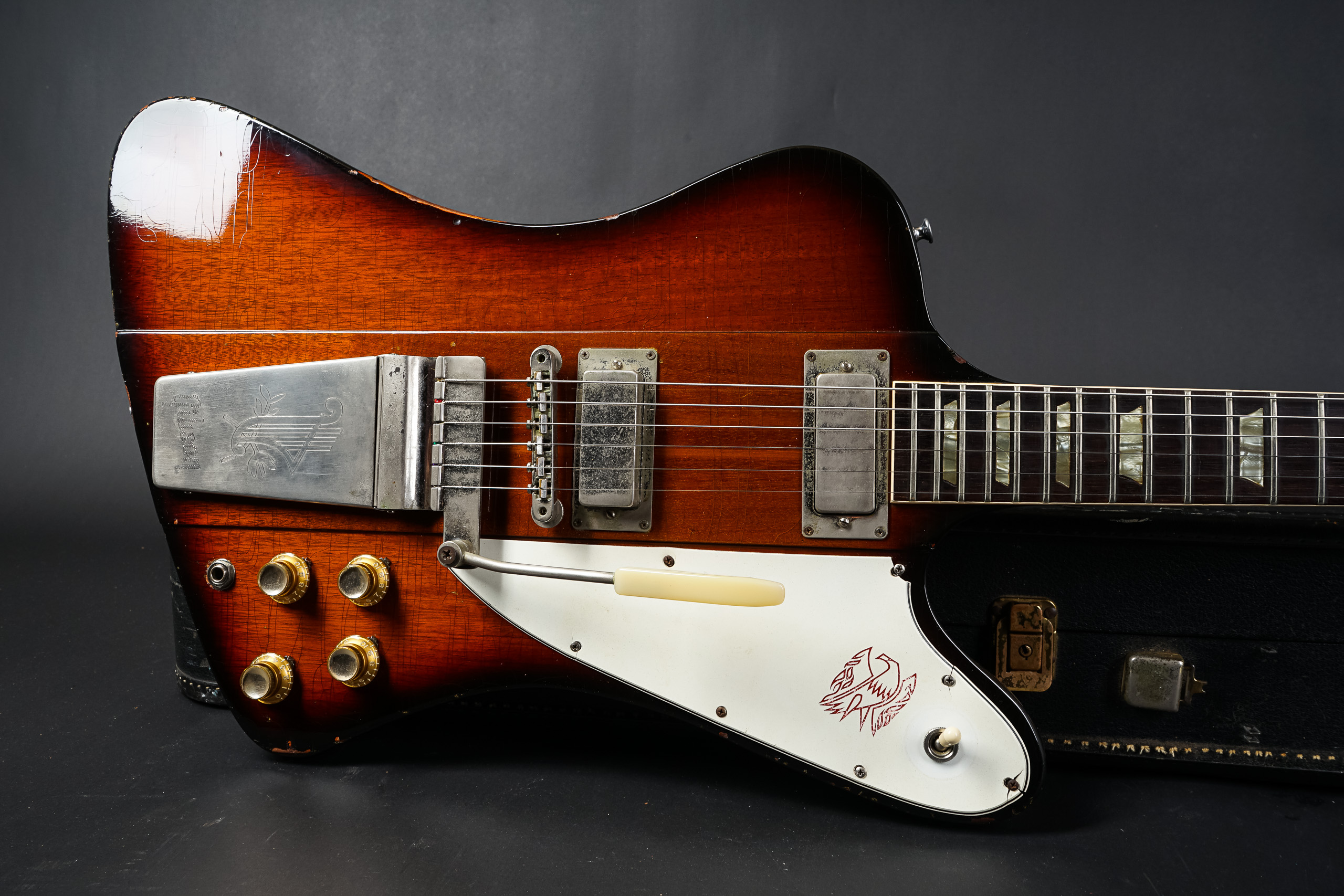 1964 Gibson Firebird V - Sunburst - GuitarPoint