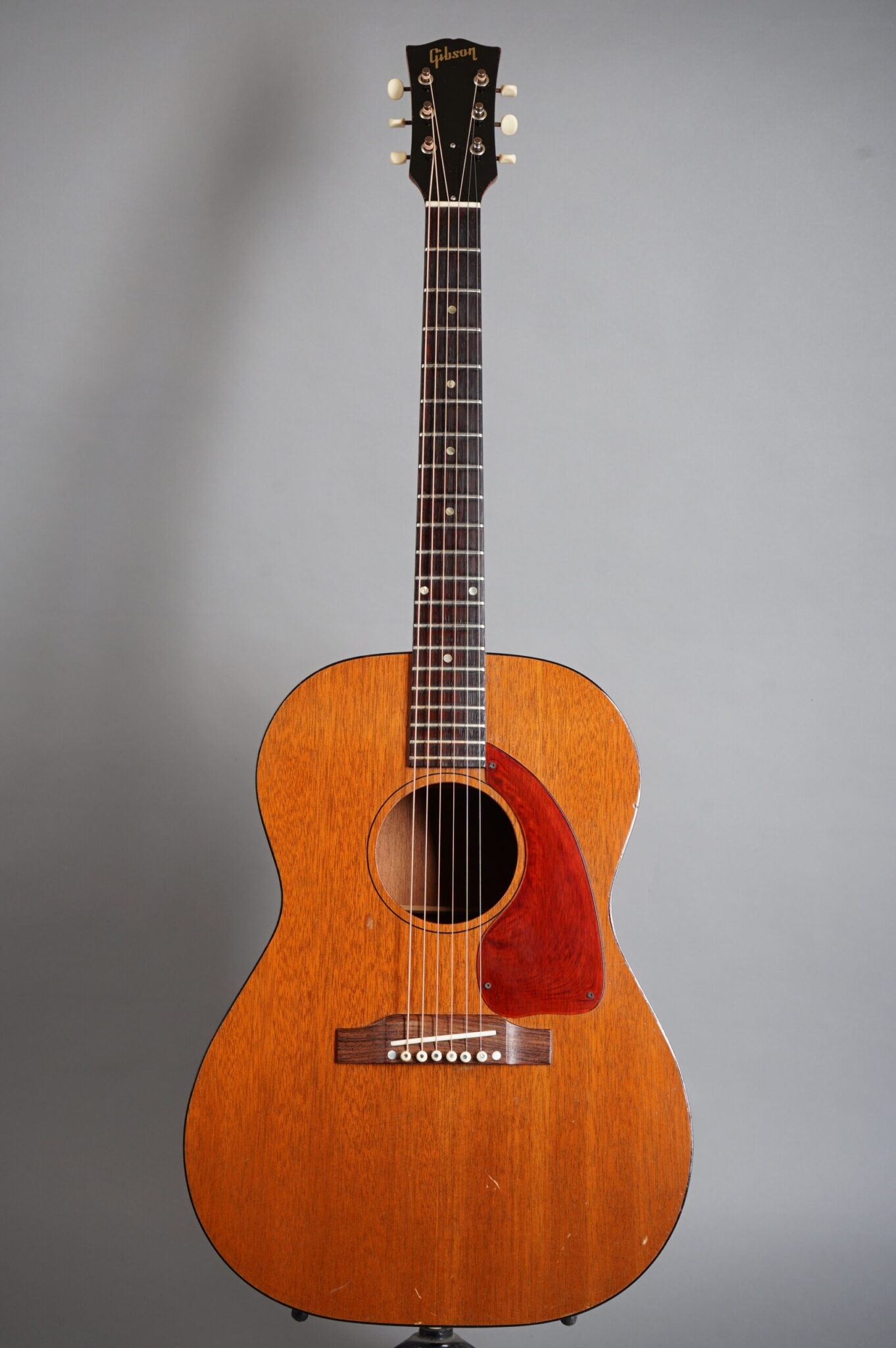 gibson student acoustic guitar