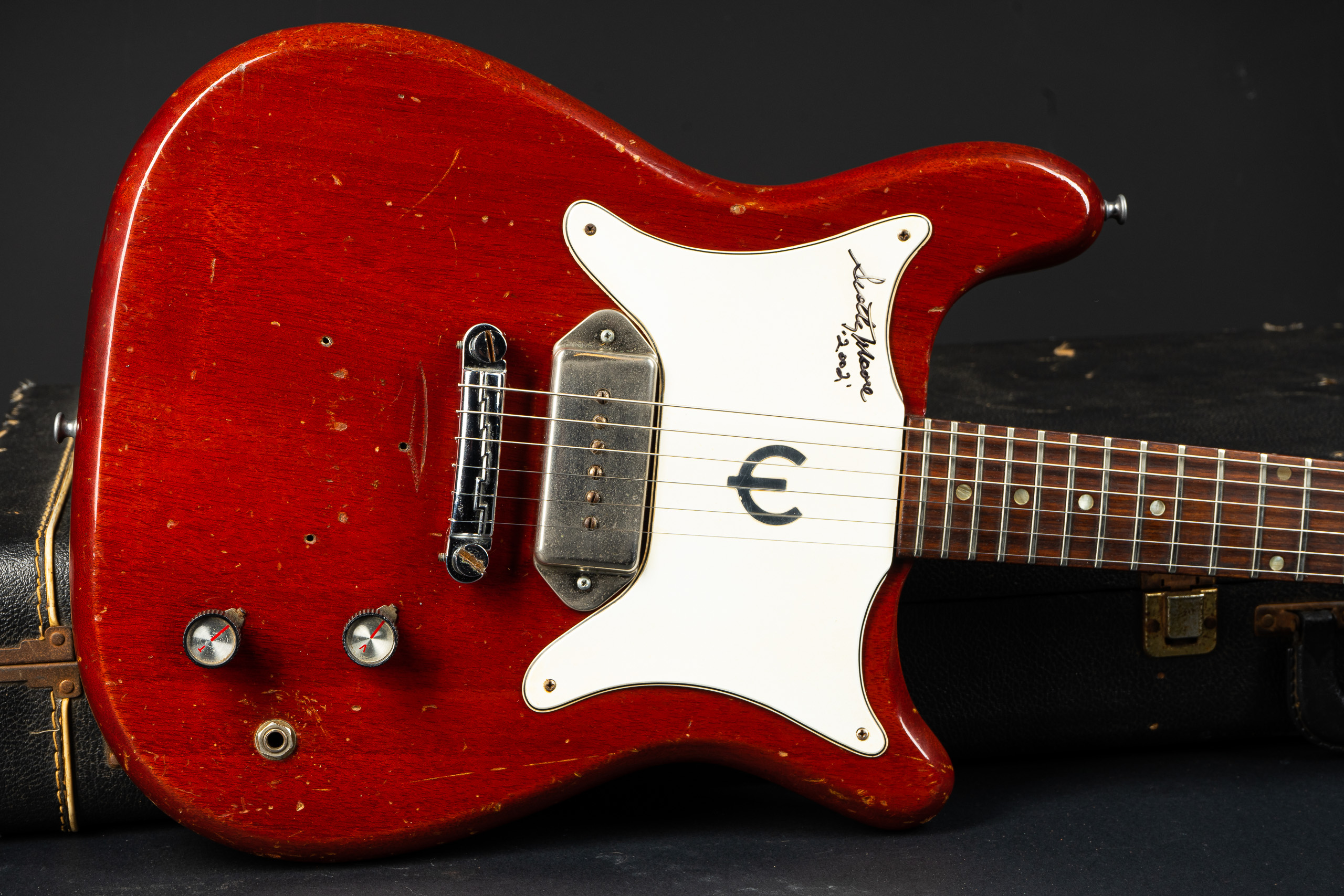 1965 Epiphone Coronet - Cherry - GuitarPoint