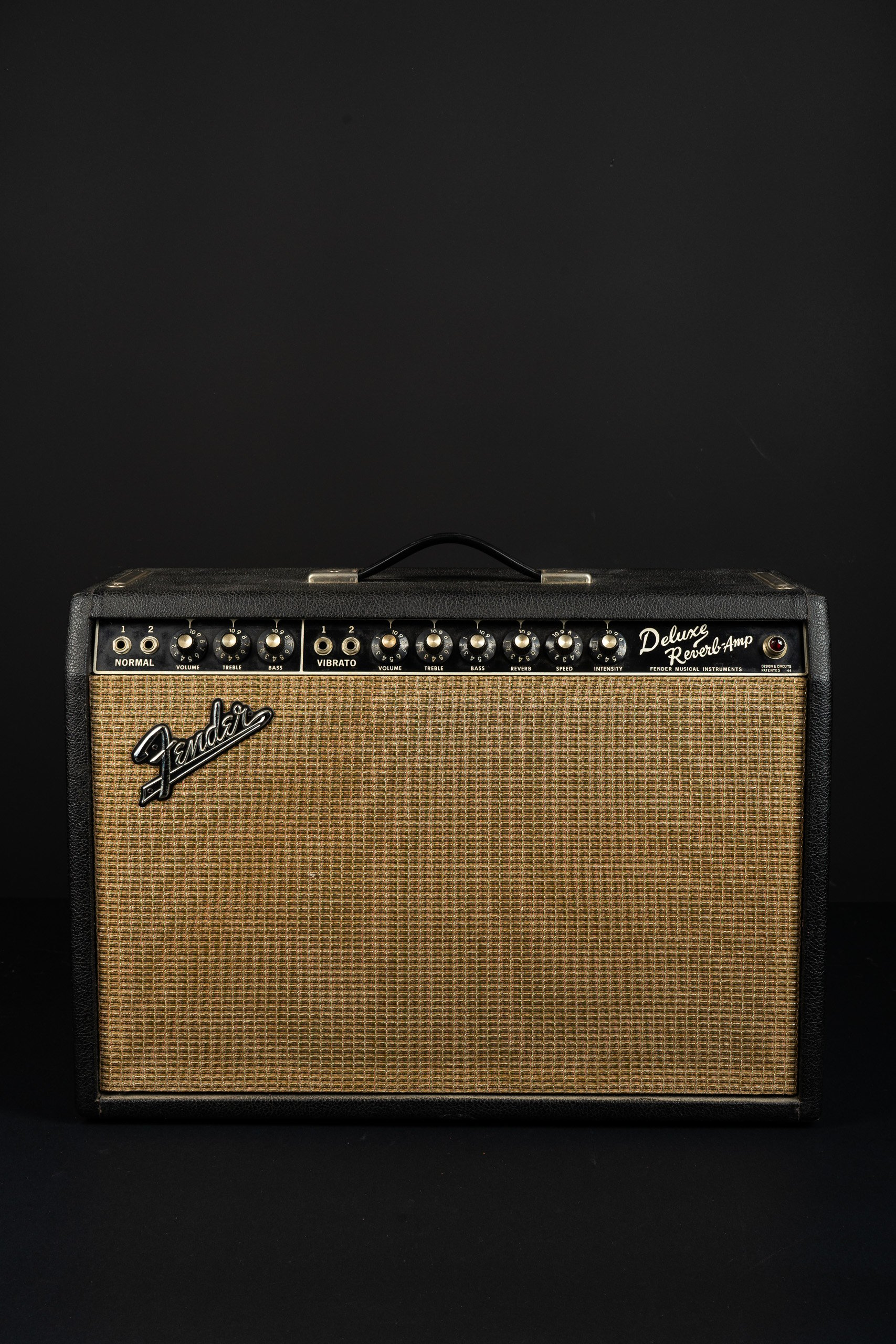 1965 Fender Deluxe Reverb AB763 – Blackface – GuitarPoint