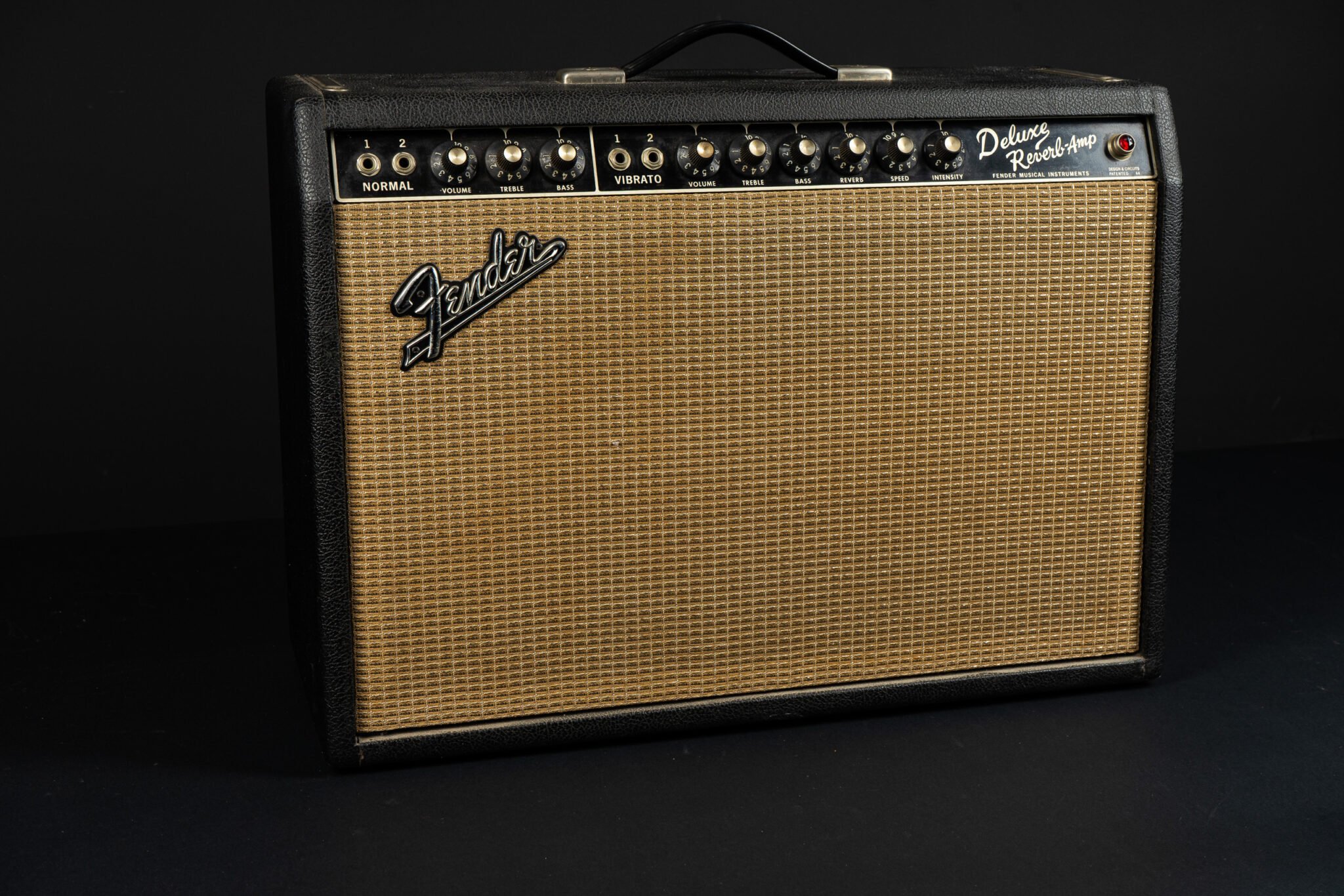 1965 Fender Deluxe Reverb AB763 – Blackface – GuitarPoint