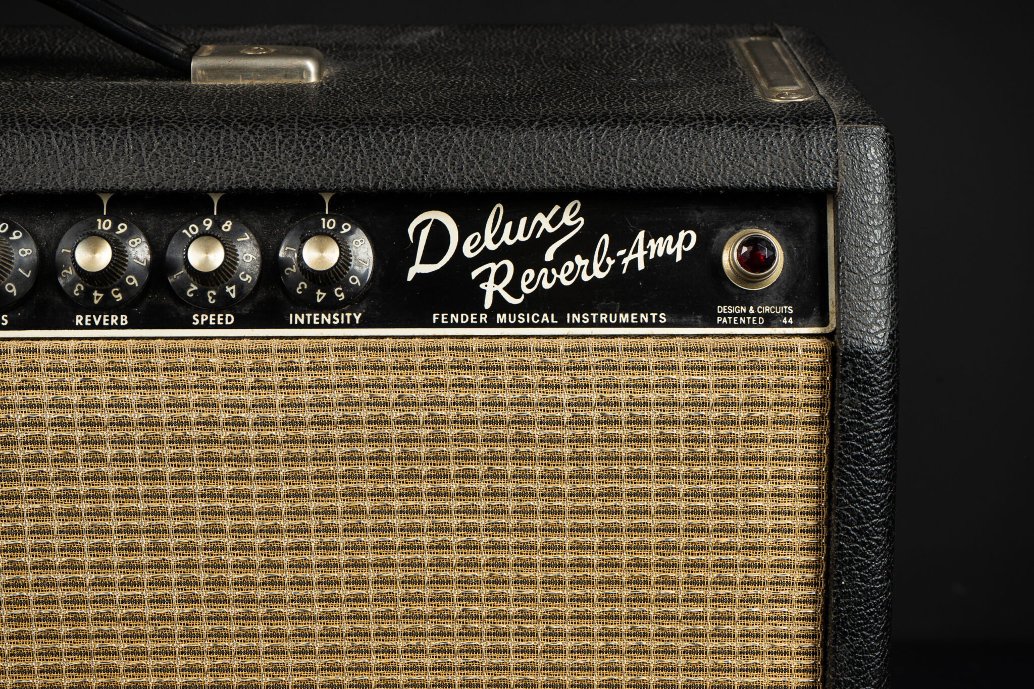 1965 Fender Deluxe Reverb AB763 – Blackface – GuitarPoint